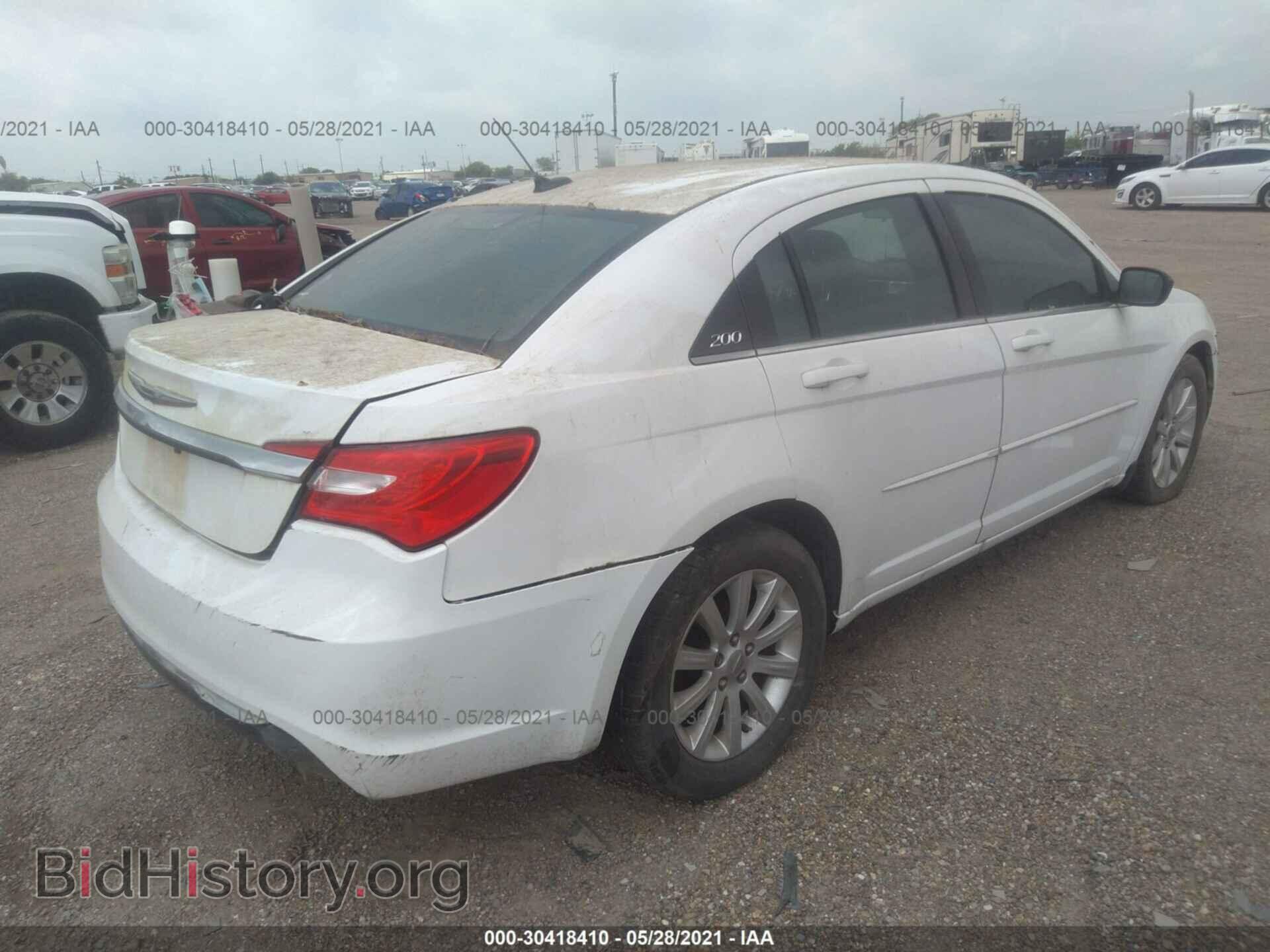 2013 CHRYSLER 200 - VIN: 1C3CCBBG5DN678718 - Фото 4