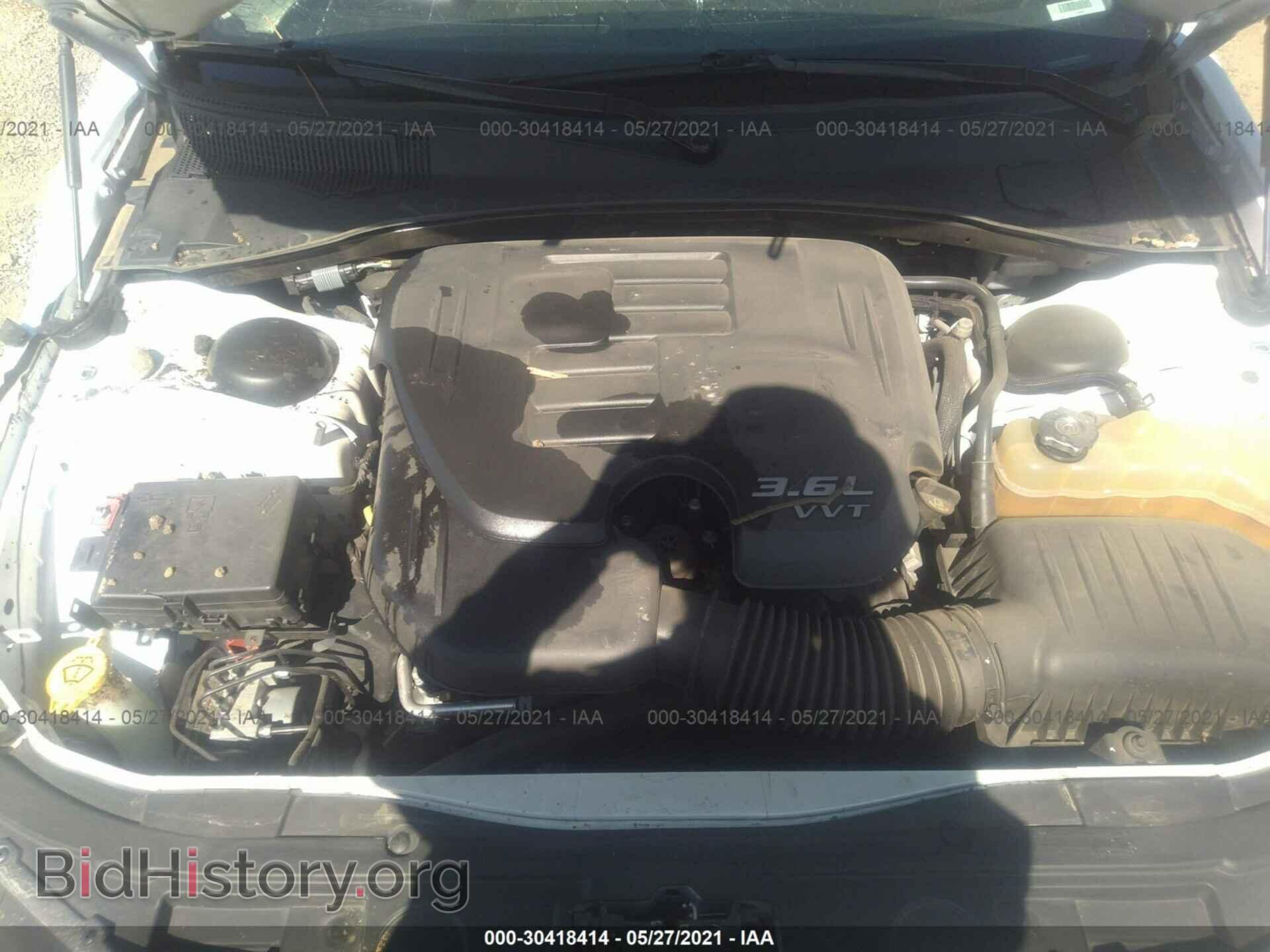 2015 CHRYSLER 300 - VIN: 2C3CCAEG1FH867805 - Фото 10