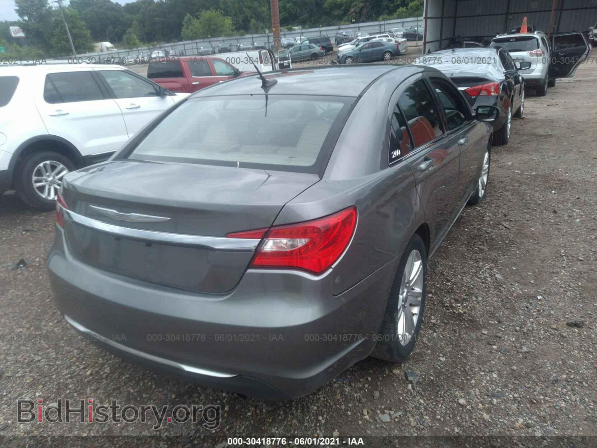 2013 CHRYSLER 200 - VIN: 1C3CCBBB3DN600815 - Photo 4