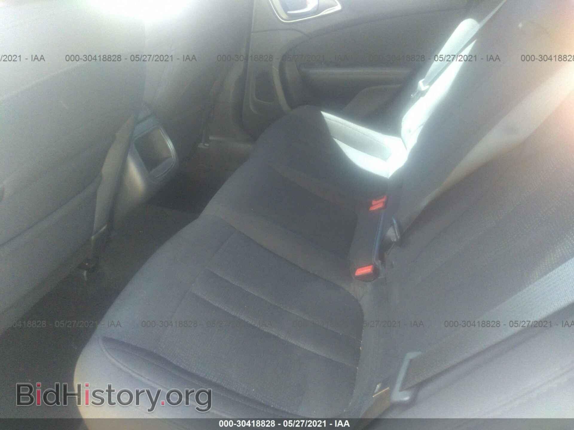 2016 CHRYSLER 200 - VIN: 1C3CCCAB7GN127741 - Фото 8