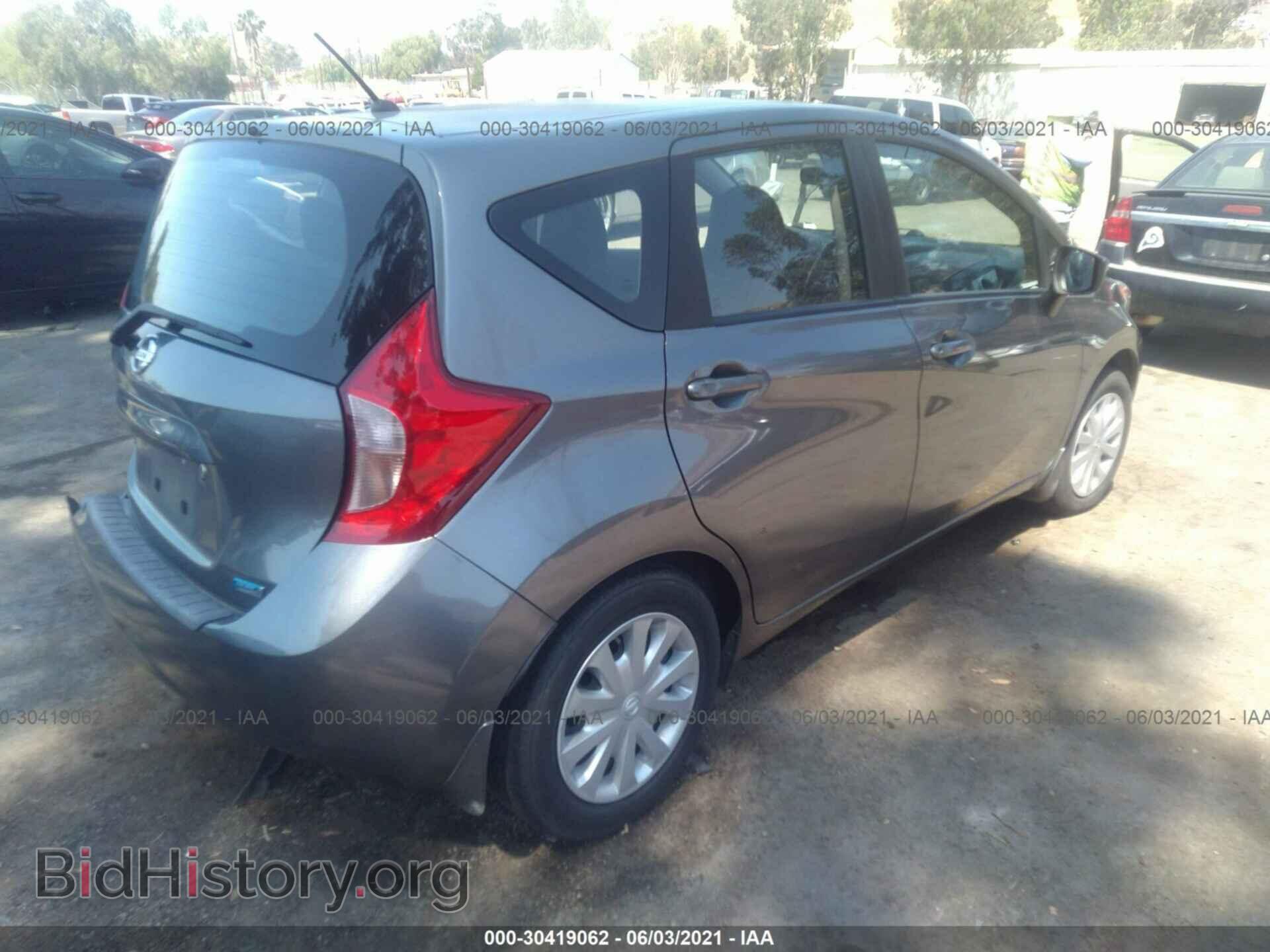 2016 NISSAN VERSA NOTE - VIN: 3N1CE2CP4GL389888 - Фото 4