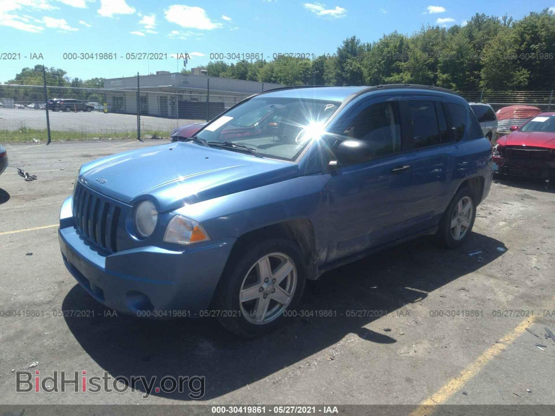 2007 JEEP COMPASS - VIN: 1J8FT47W77D112390 - Фото 2
