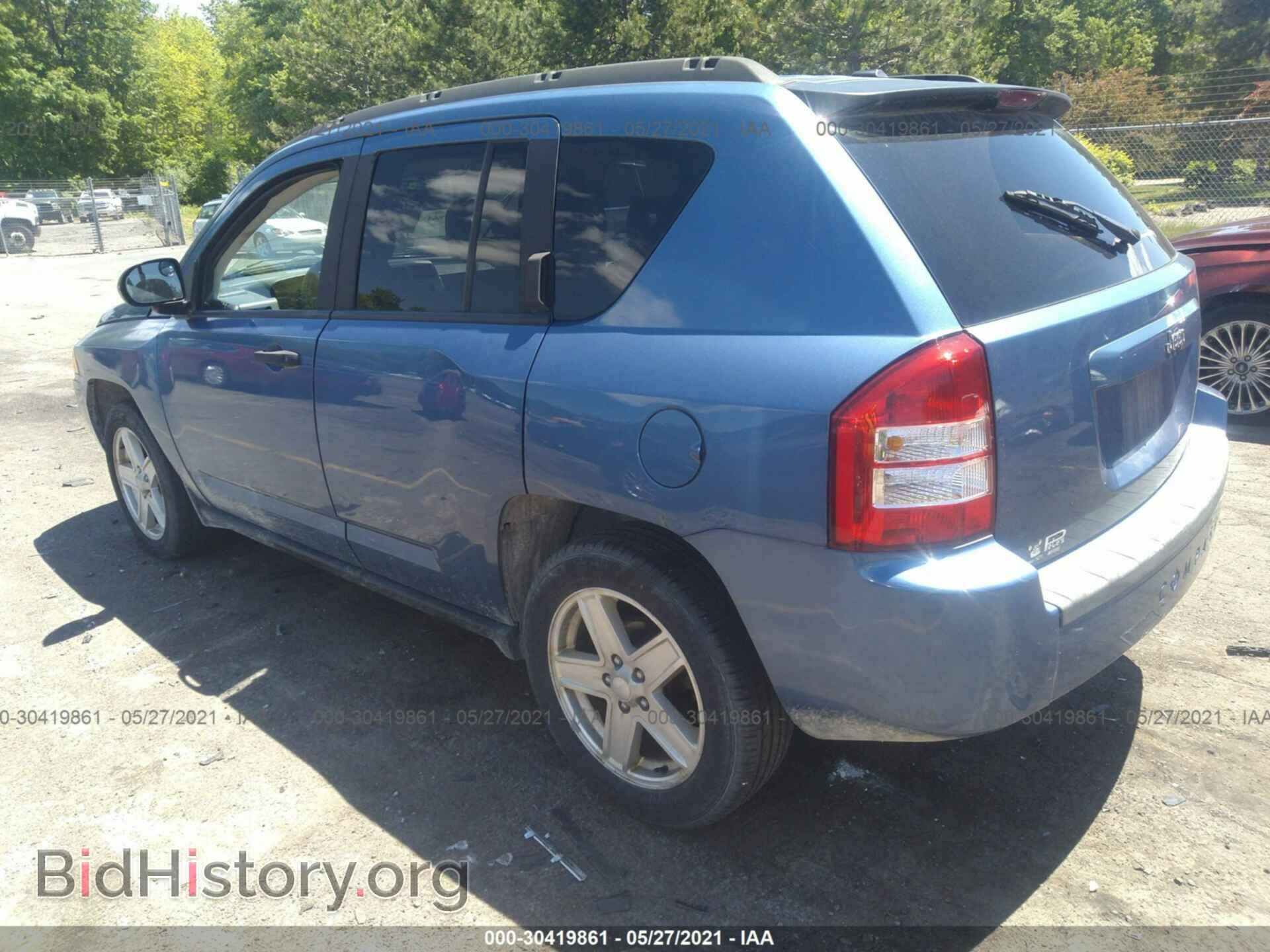 2007 JEEP COMPASS - VIN: 1J8FT47W77D112390 - Фото 3