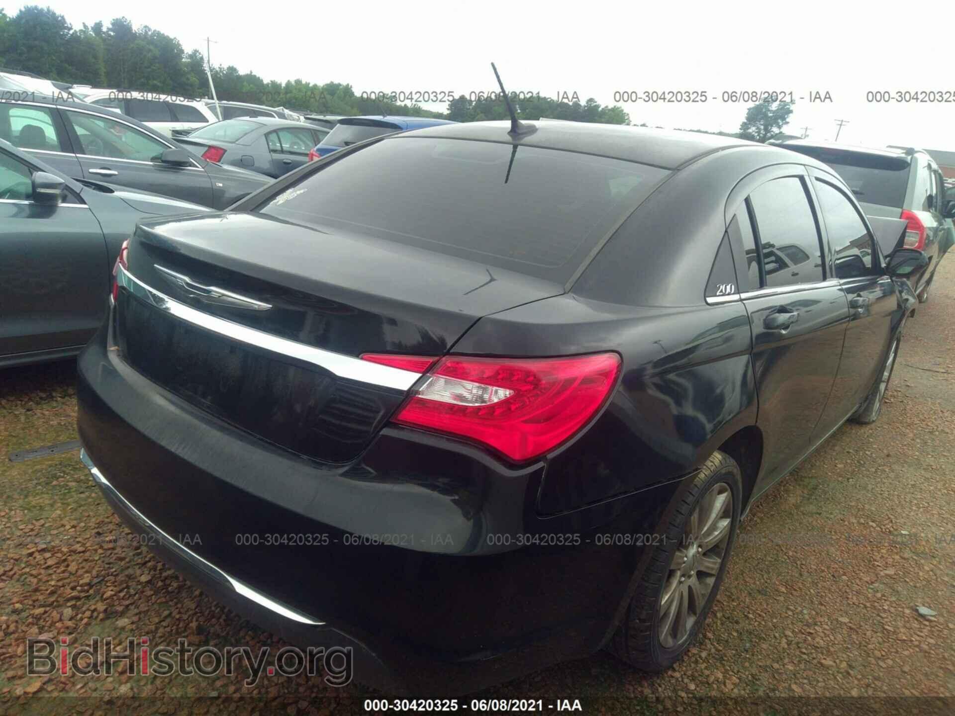 2013 CHRYSLER 200 - VIN: 1C3CCBBB9DN764957 - Фото 4