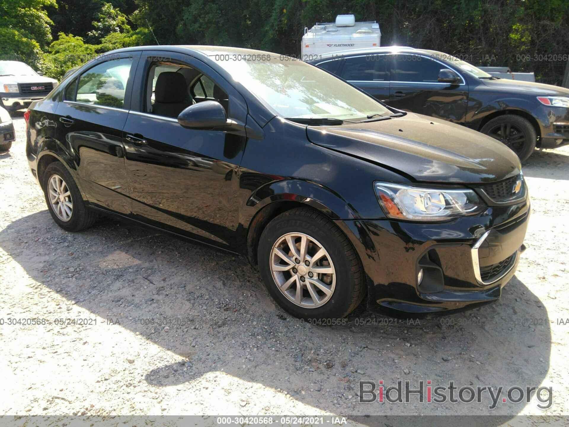 Photo 1G1JD5SH1H4107208 - CHEVROLET SONIC 2017