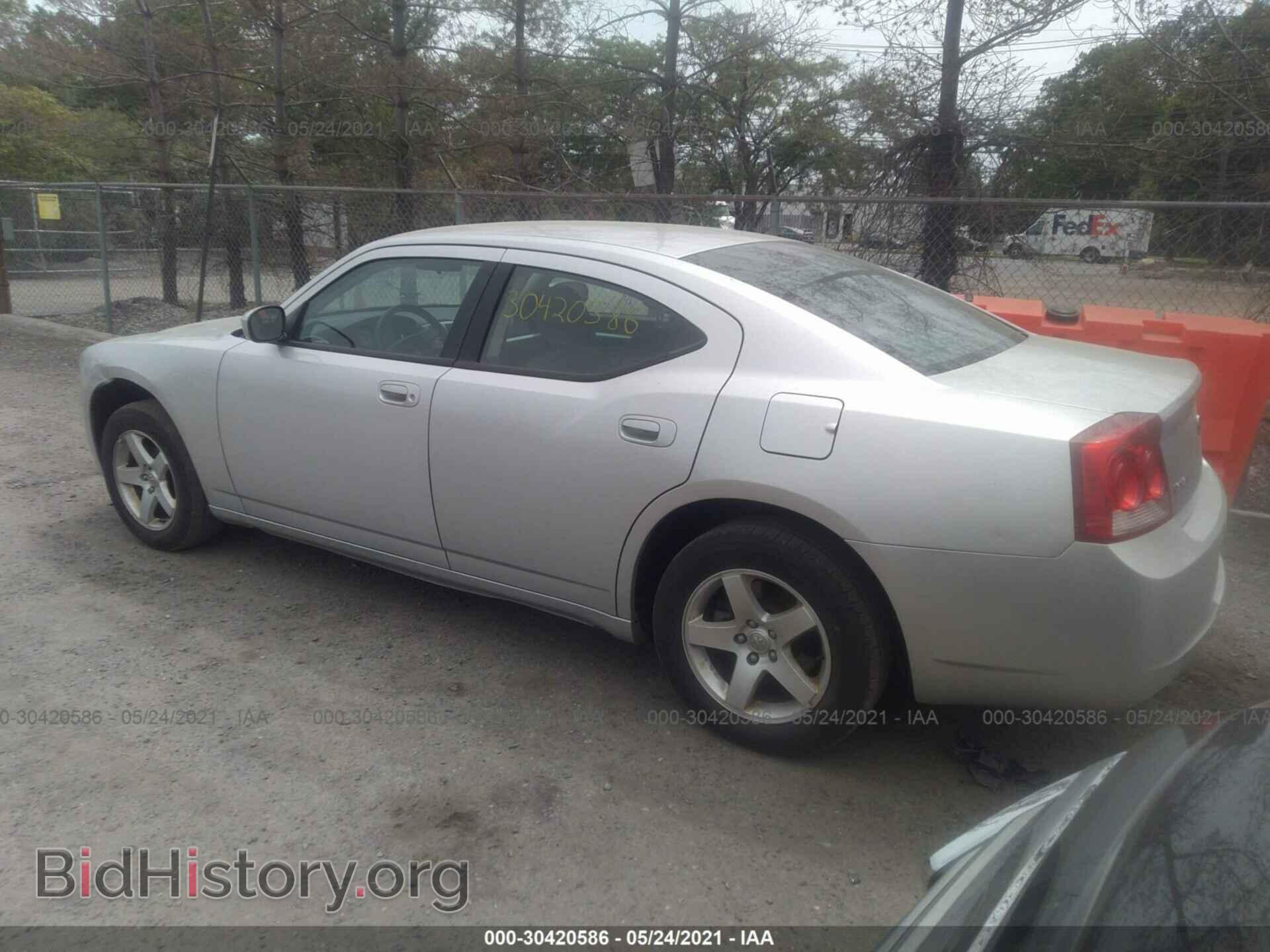 2010 DODGE CHARGER - VIN: 2B3CA4CD0AH132688 - Фото 3
