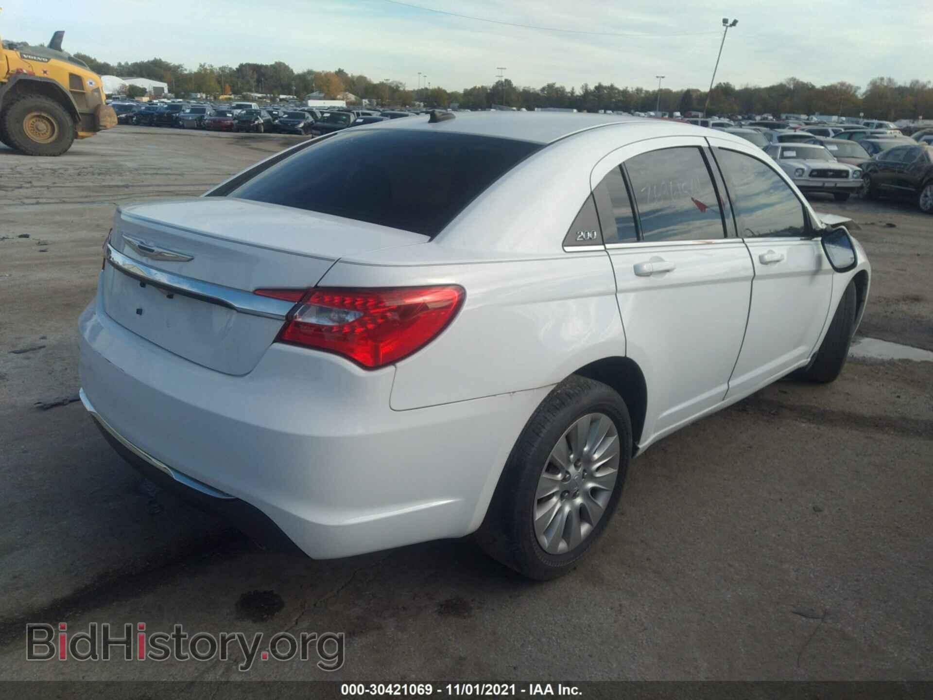 2013 CHRYSLER 200 - VIN: 1C3CCBAG6DN729127 - Фото 4