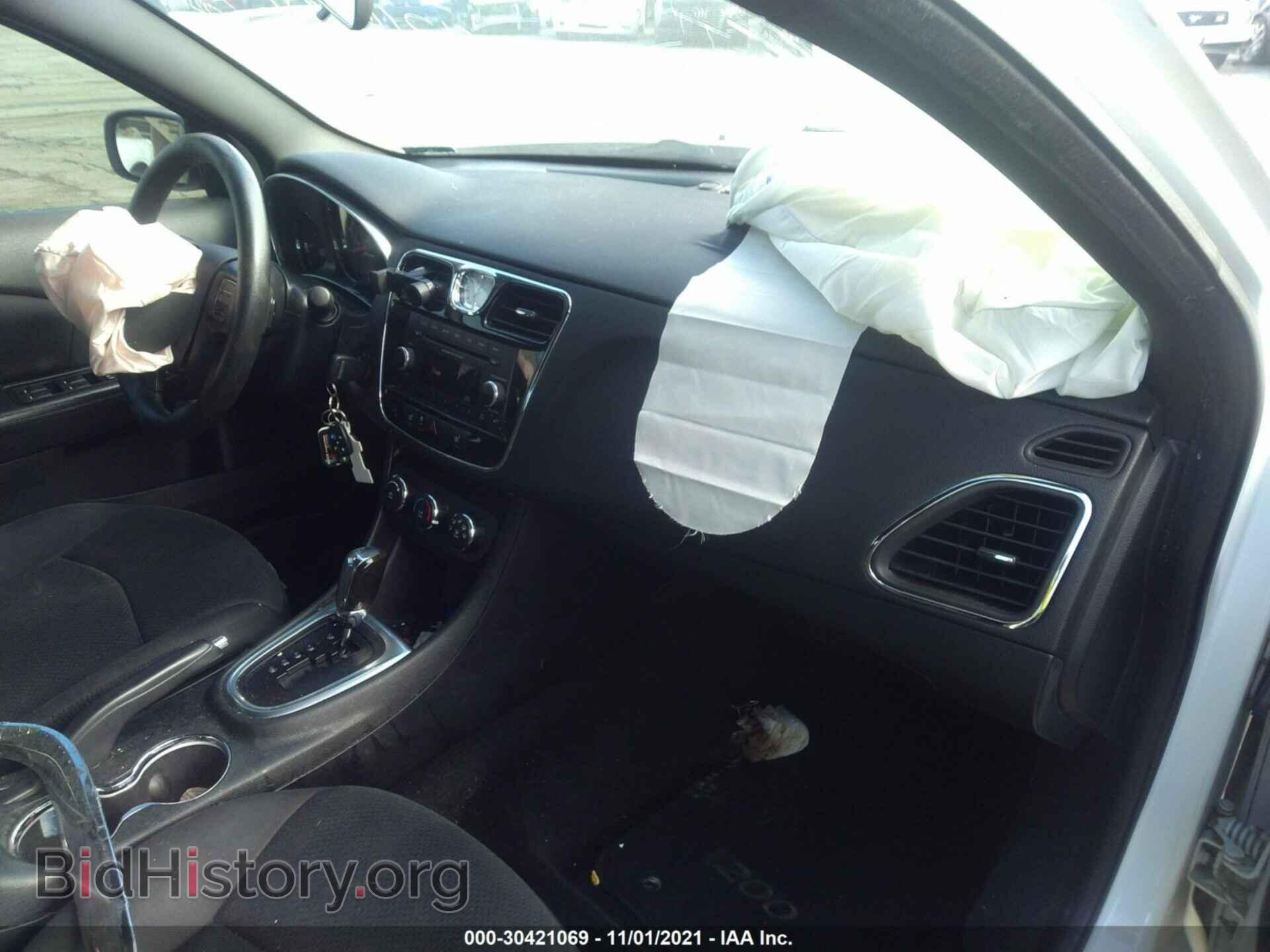 2013 CHRYSLER 200 - VIN: 1C3CCBAG6DN729127 - Фото 5