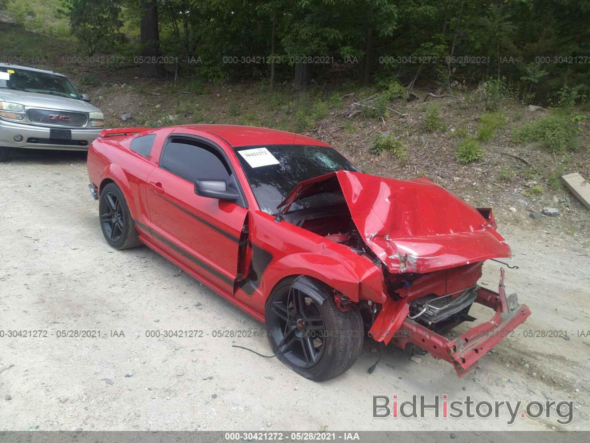 Photo 1ZVHT82H075338018 - FORD MUSTANG 2007