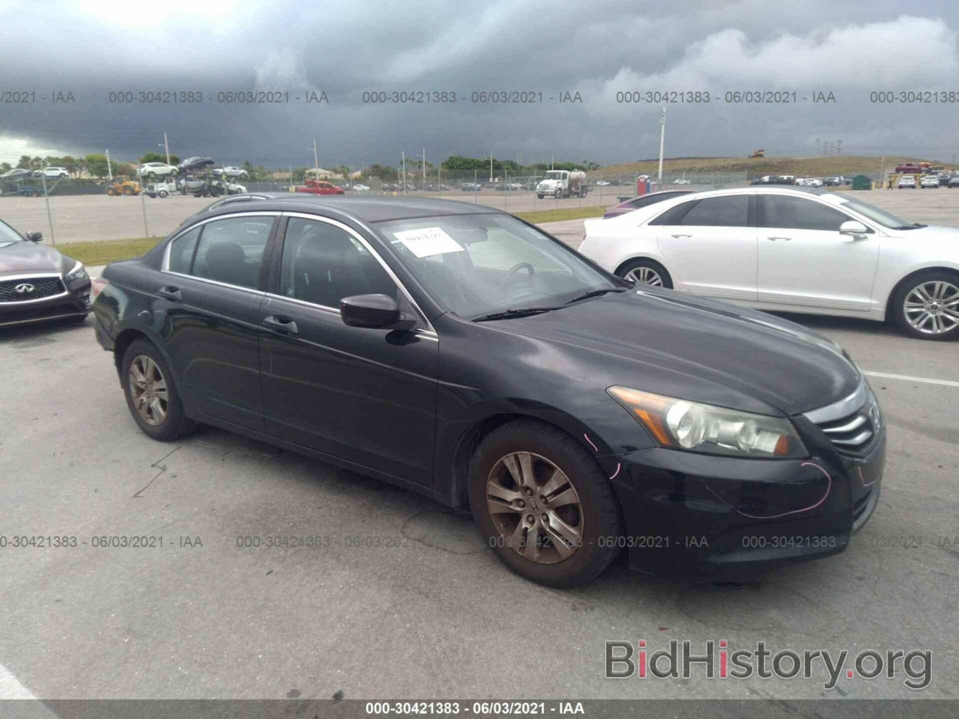 Photo 1HGCP2F63CA200807 - HONDA ACCORD SDN 2012