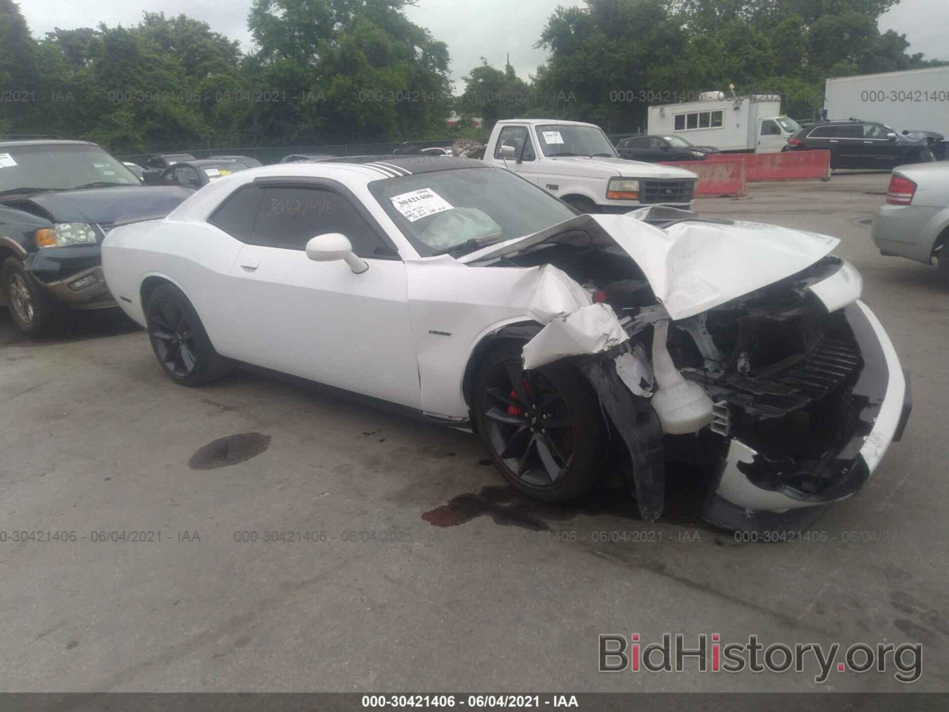 Photo 2C3CDZBT0KH739109 - DODGE CHALLENGER 2019