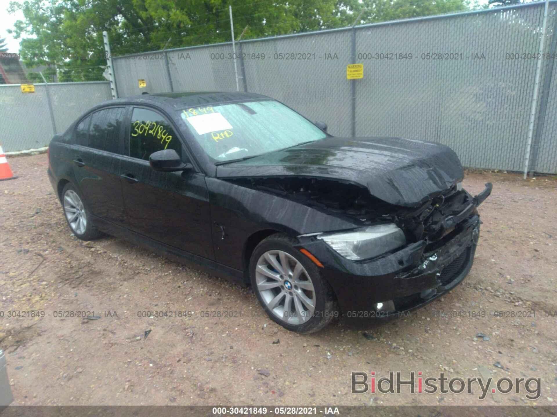 Photo WBAPK5C57BA995822 - BMW 3 SERIES 2011