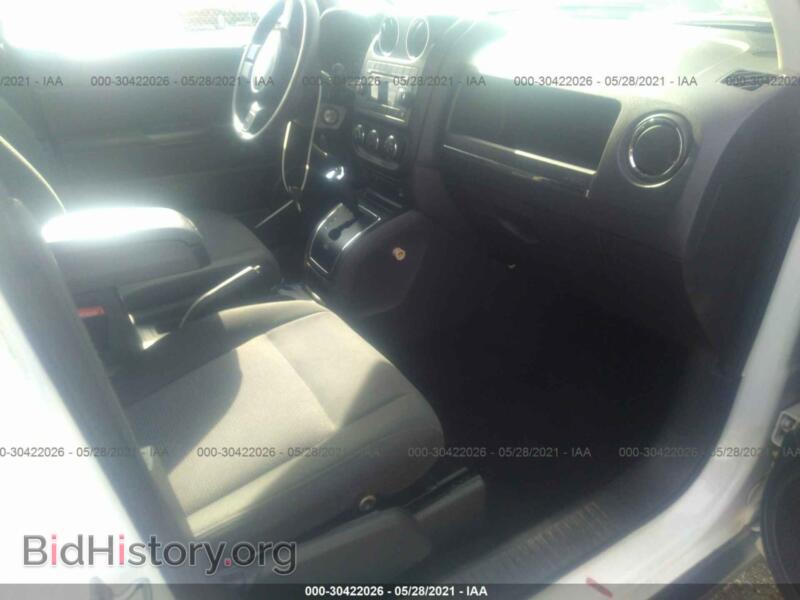 2012 Jeep COMPASS (VIN 1C4NJCBB3CD515218) — photo 5 of 12