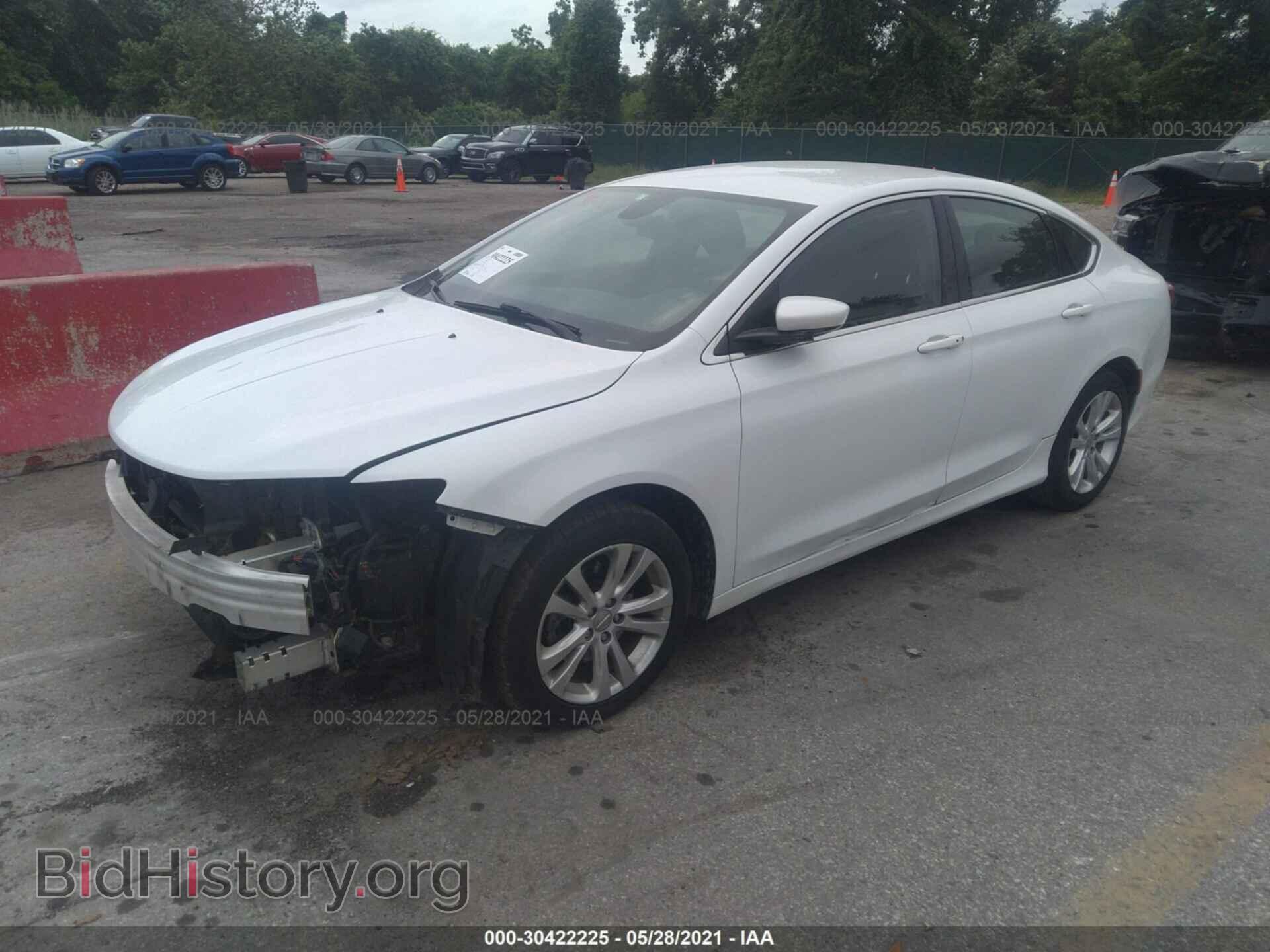 2015 CHRYSLER 200 - VIN: 1C3CCCAB4FN659706 - Photo 2