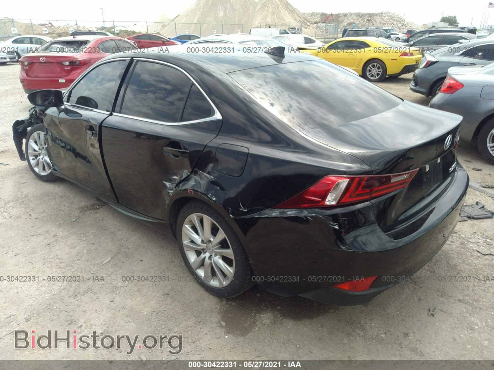 2016 LEXUS IS 200T - VIN: JTHBA1D21G5009907 - Фото 3