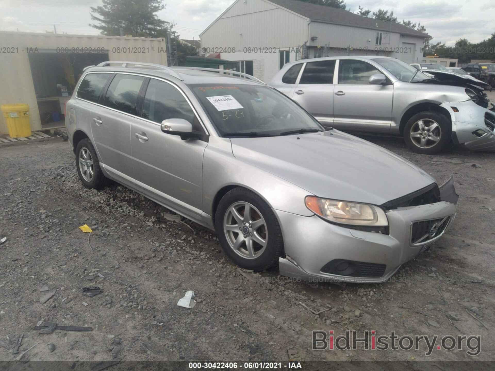 Photo YV1960BW6A1133360 - VOLVO V70 2010