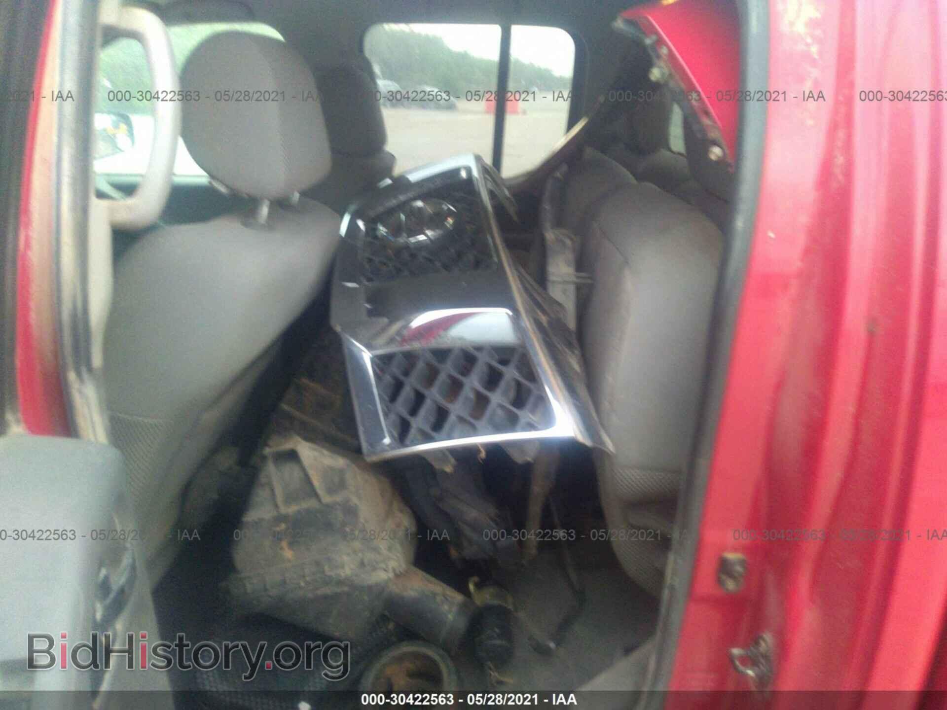 2006 NISSAN FRONTIER - VIN: 1N6AD07W96C408438 - Фото 8