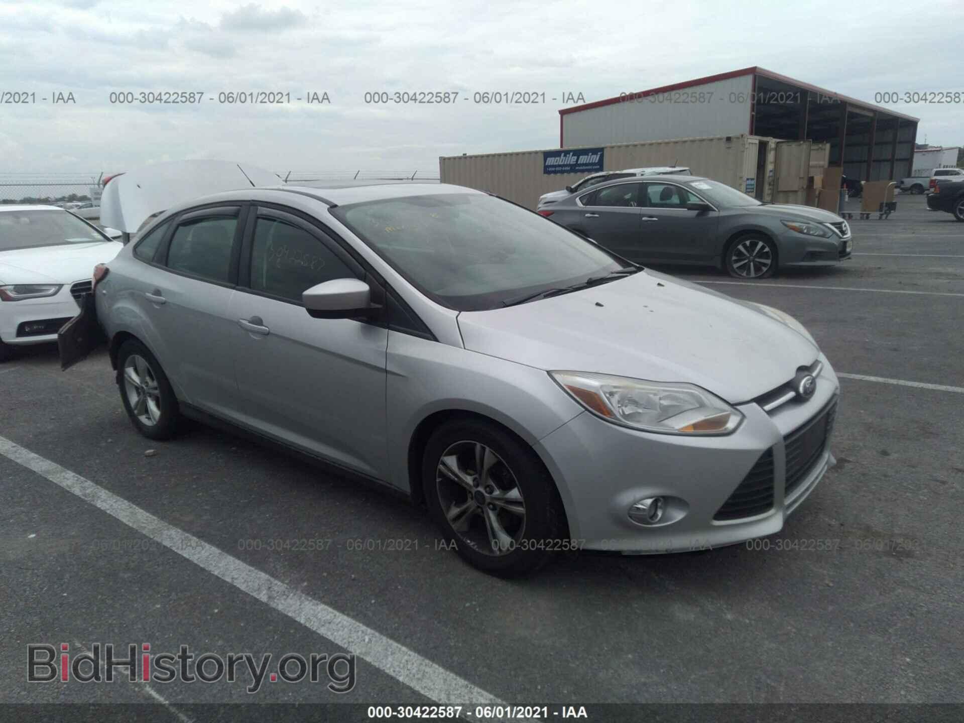 Photo 1FAHP3F29CL317681 - FORD FOCUS 2012