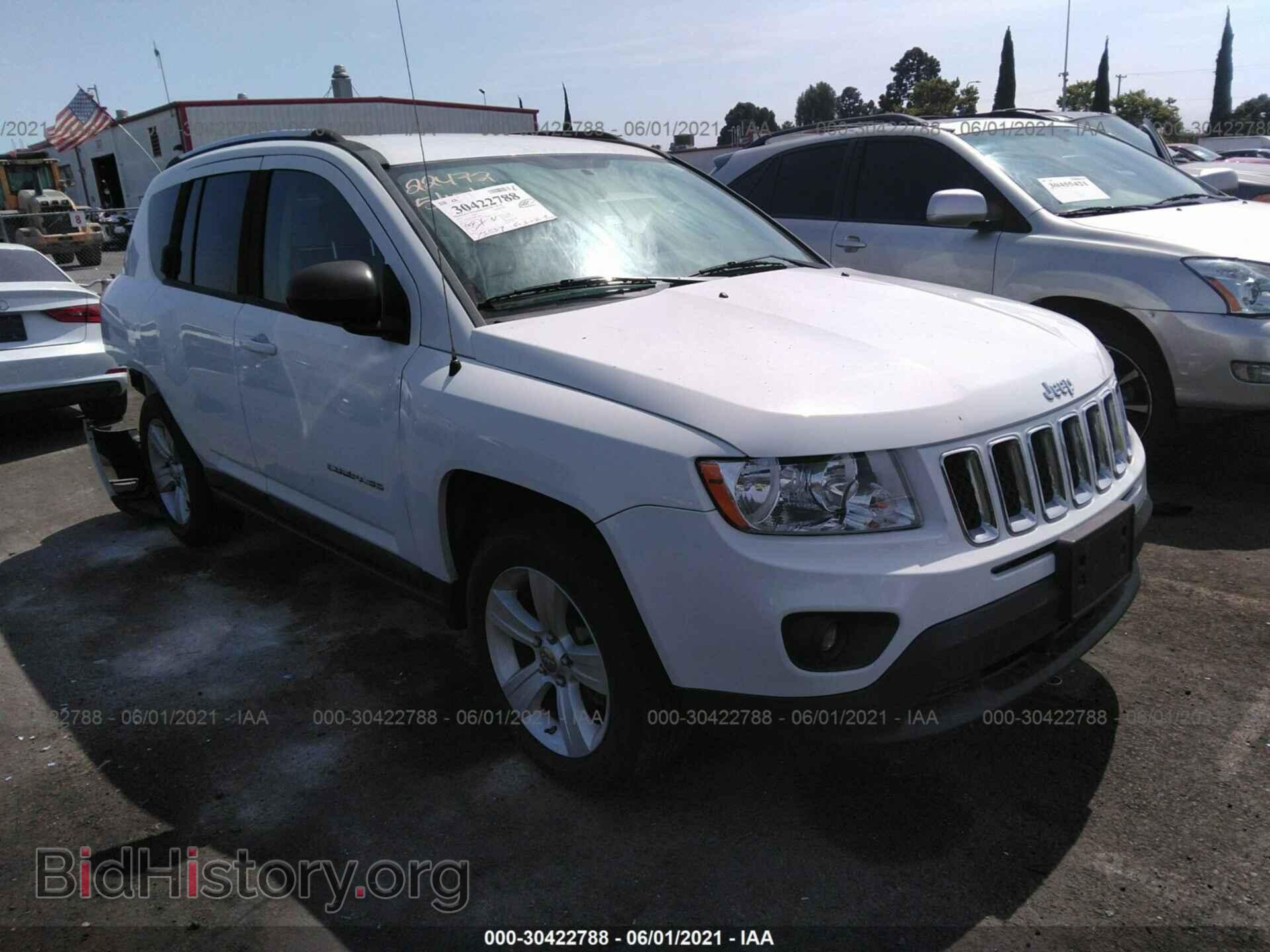 Photo 1J4NT1FA8BD159826 - JEEP COMPASS 2011