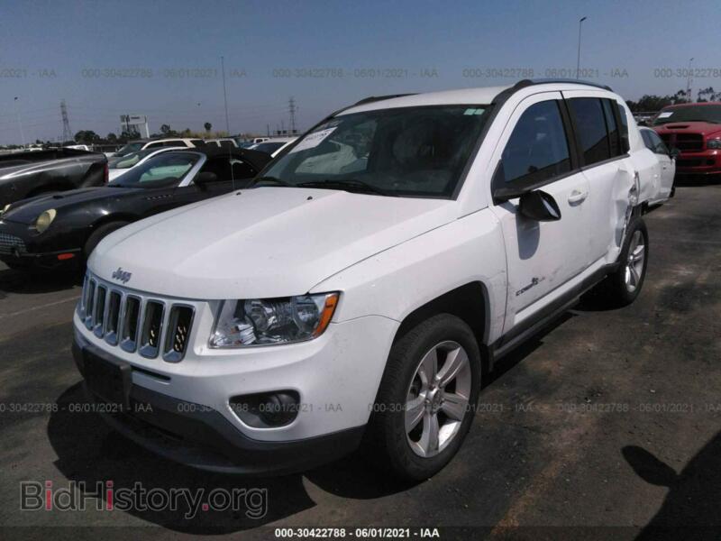 2011 Jeep COMPASS (VIN 1J4NT1FA8BD159826) — photo 2 of 11