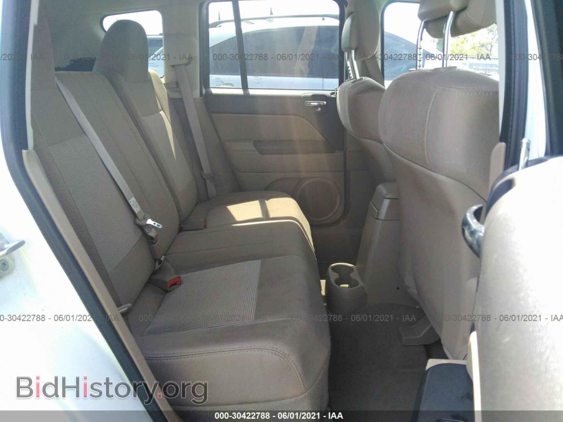 2011 JEEP COMPASS - VIN: 1J4NT1FA8BD159826 - Фото 8