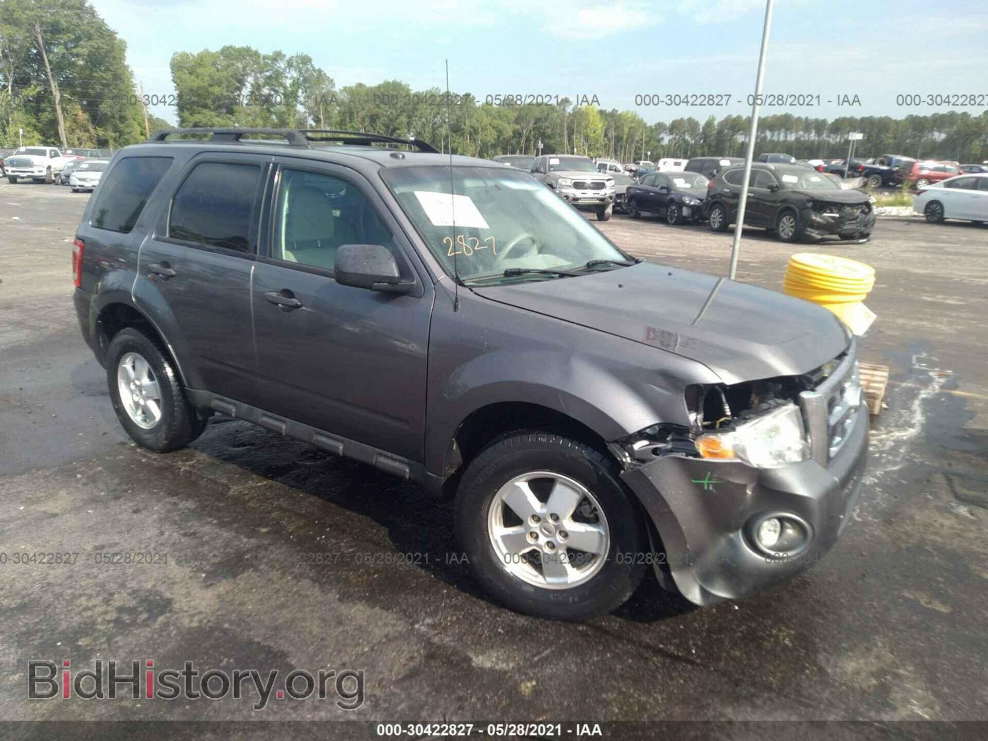 Фотография 1FMCU0D74BKA36592 - FORD ESCAPE 2011