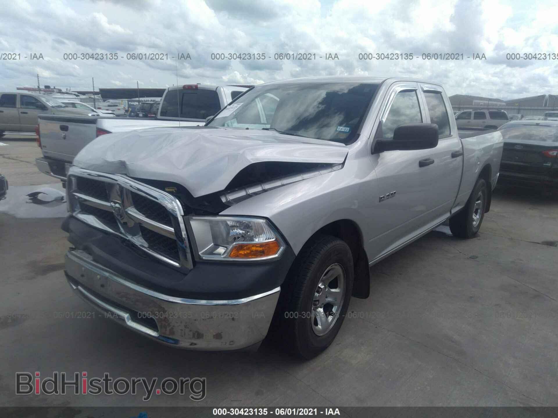 2010 DODGE RAM 1500 - VIN: 1D7RB1GK4AS164667 - Фото 2
