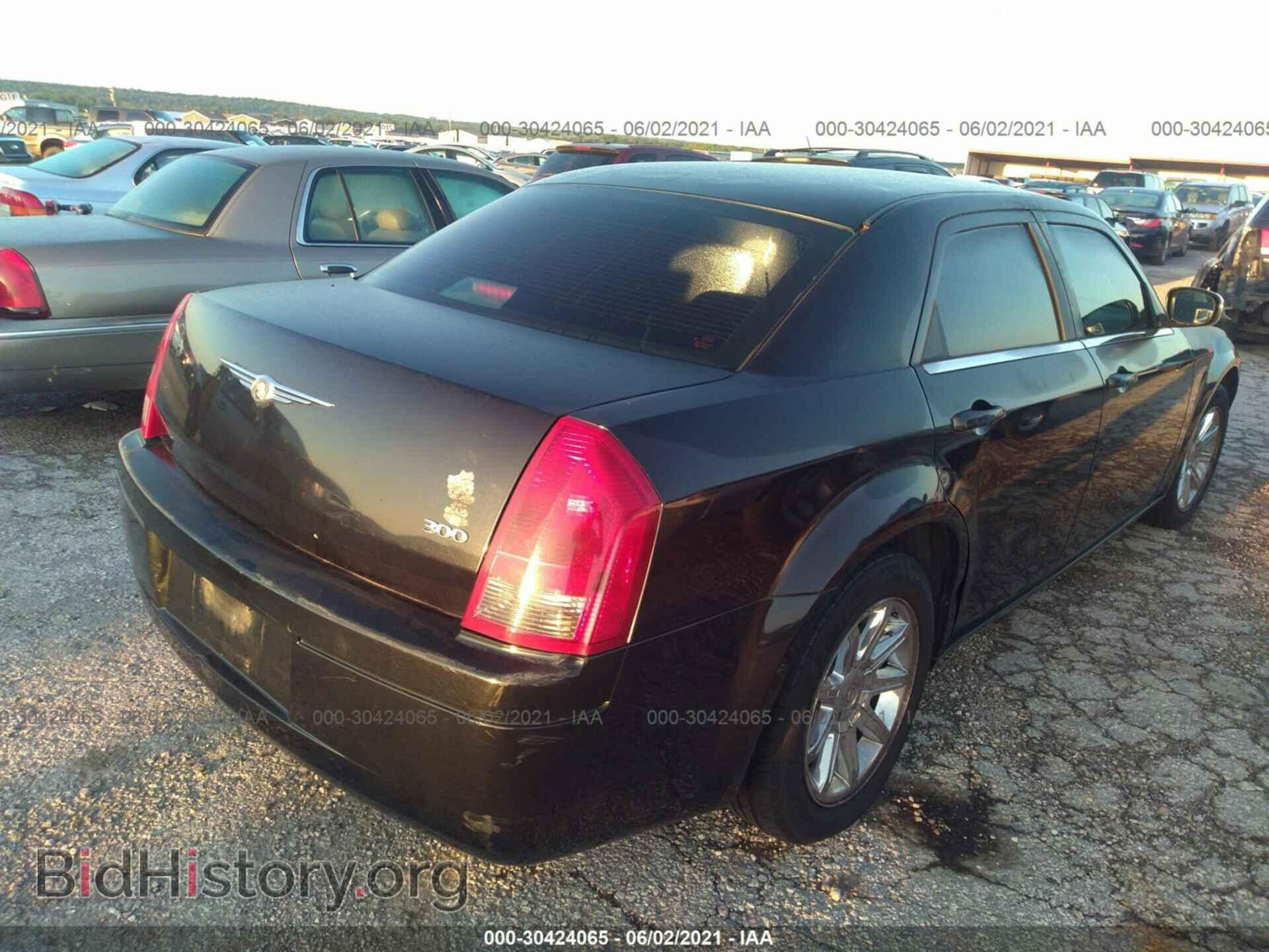 2007 CHRYSLER 300 - VIN: 2C3LA43R17H638845 - Фото 4