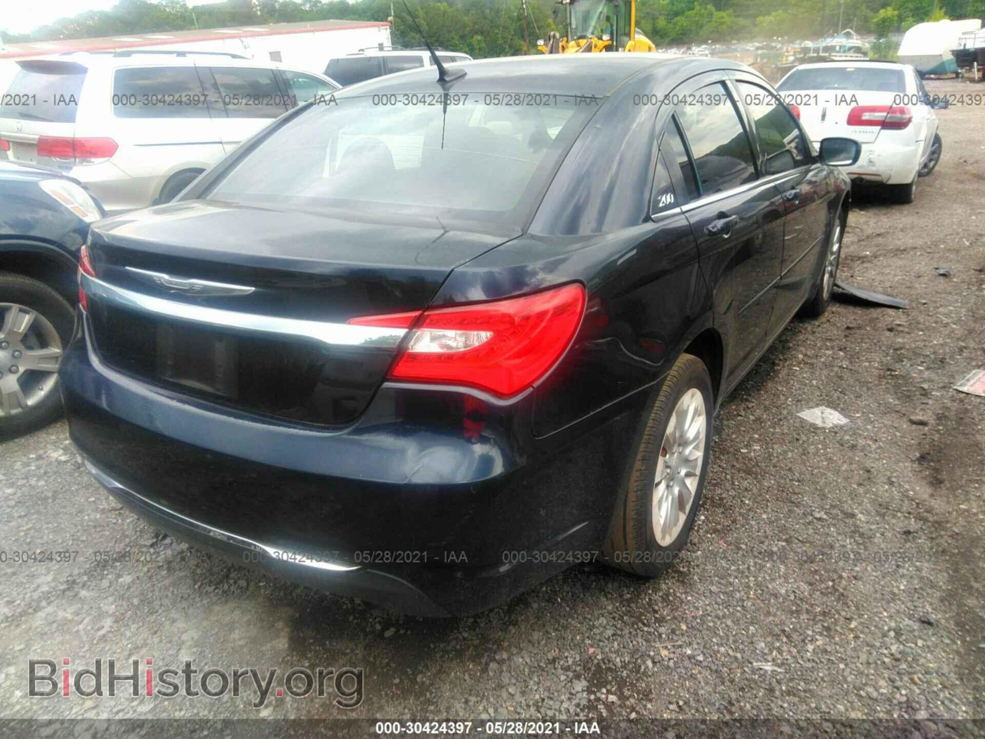 2011 CHRYSLER 200 - VIN: 1C3BC4FB9BN550792 - Photo 4