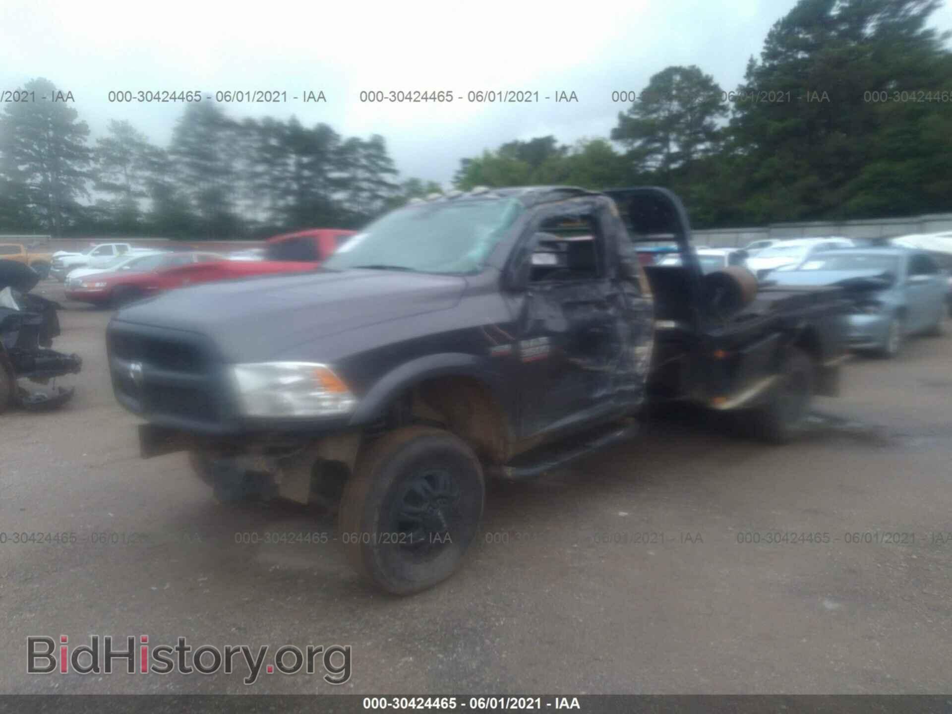 2017 RAM 3500 CHASSIS CAB - VIN: 3C7WRTAJ6HG515183 - Фото 2