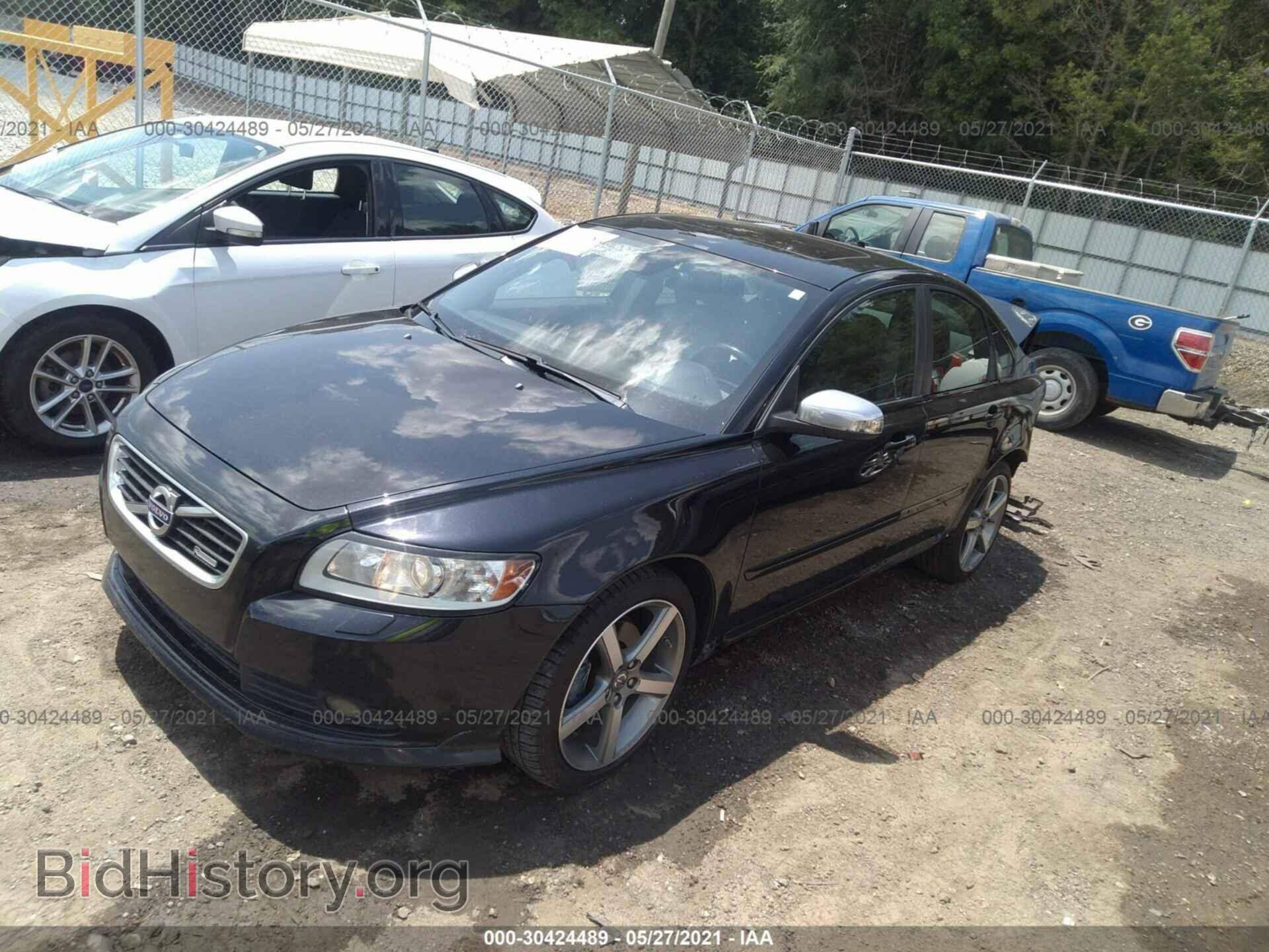 2011 VOLVO S40 - VIN: YV1672MS3B2535449 - Фото 2