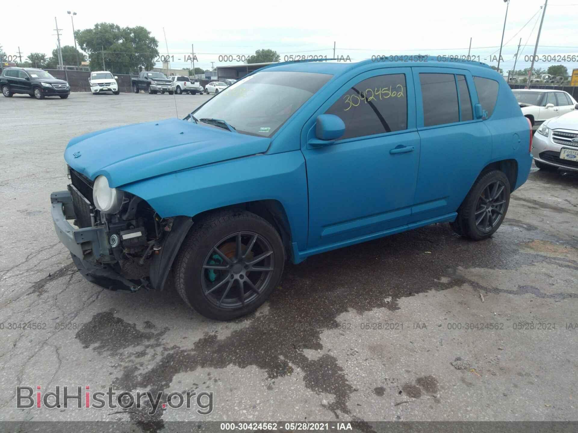2007 JEEP COMPASS - VIN: 1J8FT57W17D265949 - Фото 2