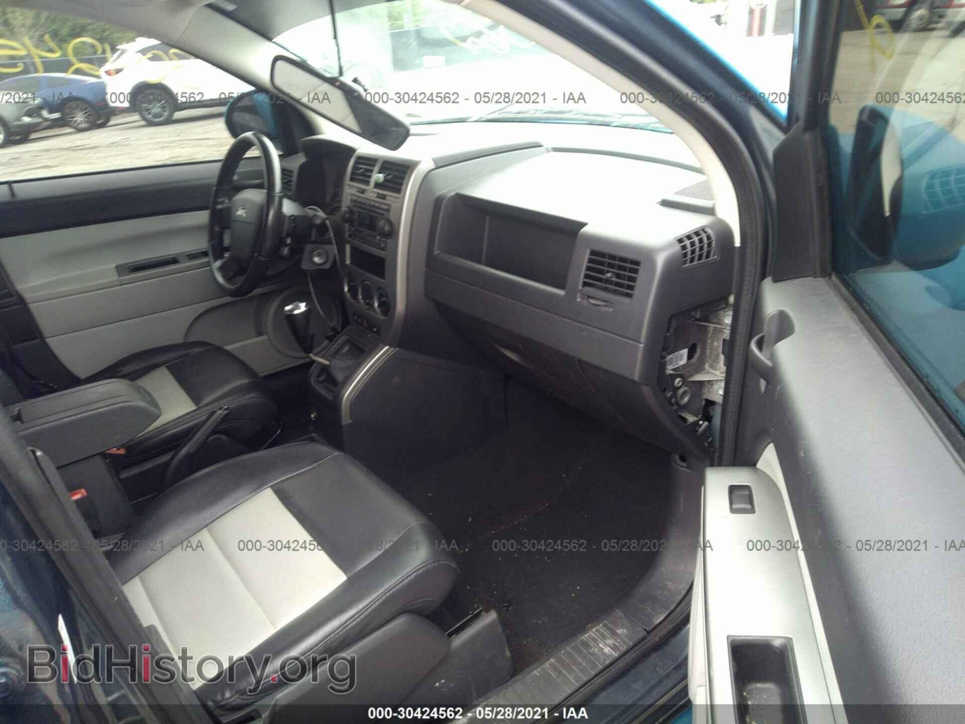 2007 JEEP COMPASS - VIN: 1J8FT57W17D265949 - Фото 5