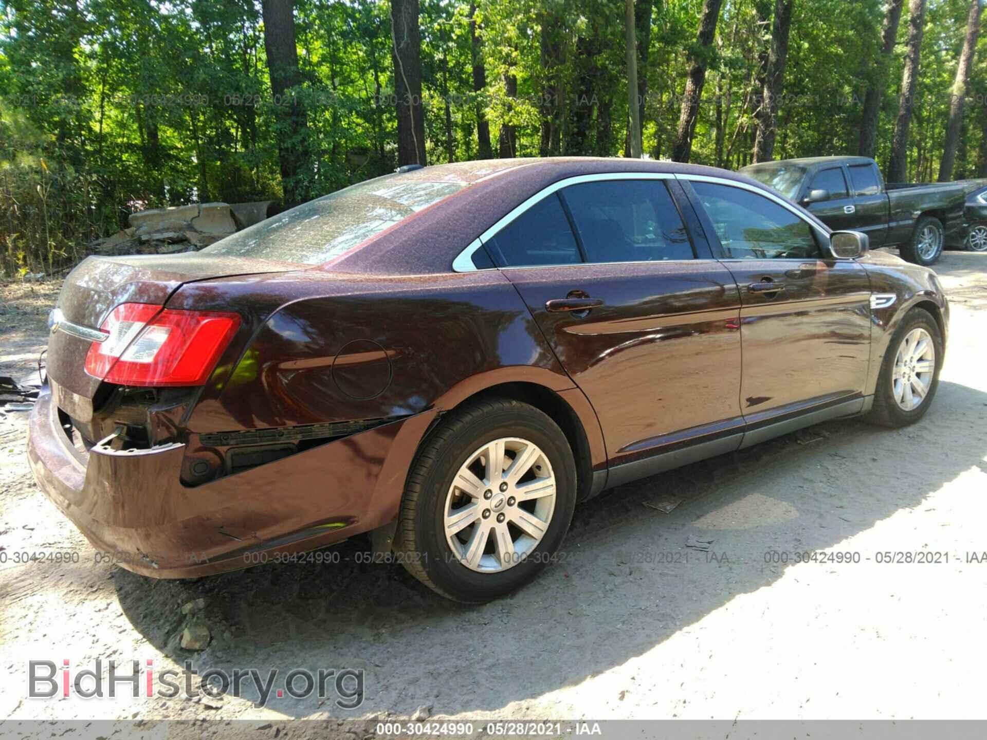 2011 FORD TAURUS - VIN: 1FAHP2DW7BG179338 - Фото 4