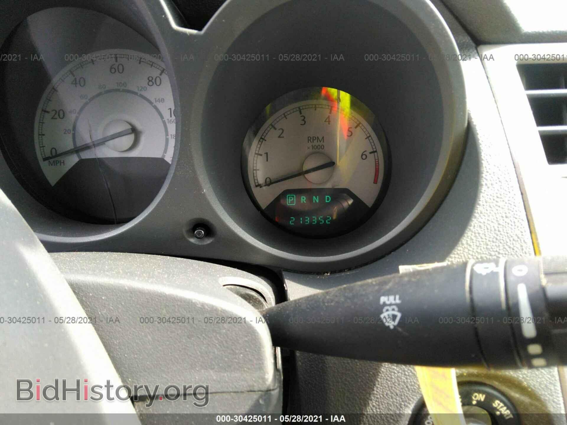 2008 CHRYSLER SEBRING - VIN: 1C3LC45K28N620955 - Фото 7