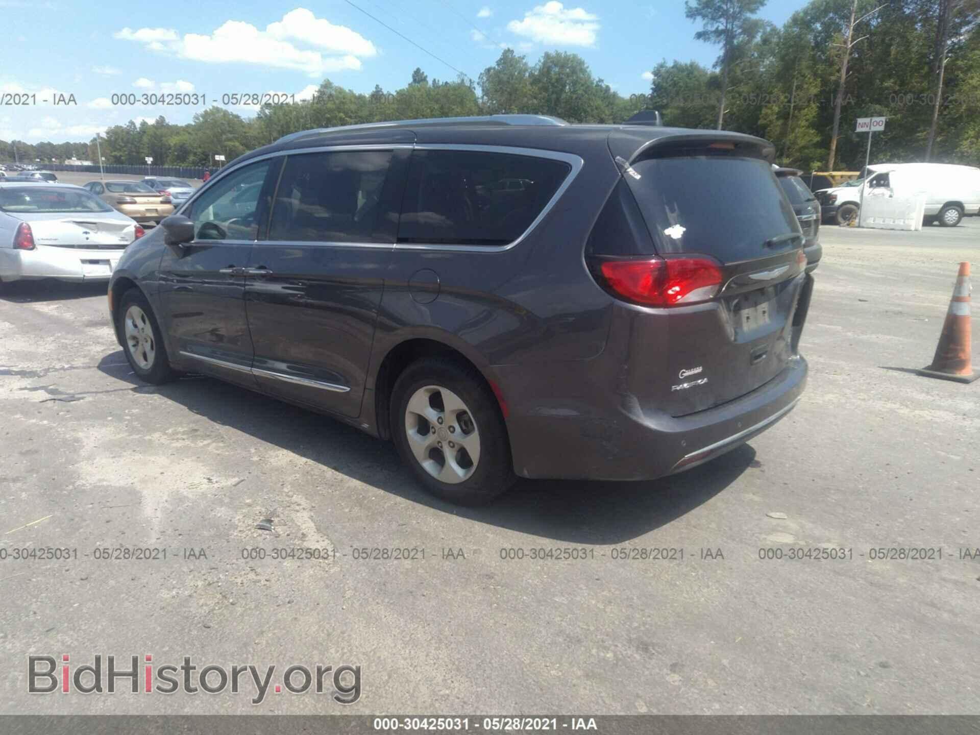2017 CHRYSLER PACIFICA - VIN: 2C4RC1EG2HR643798 - Фото 3