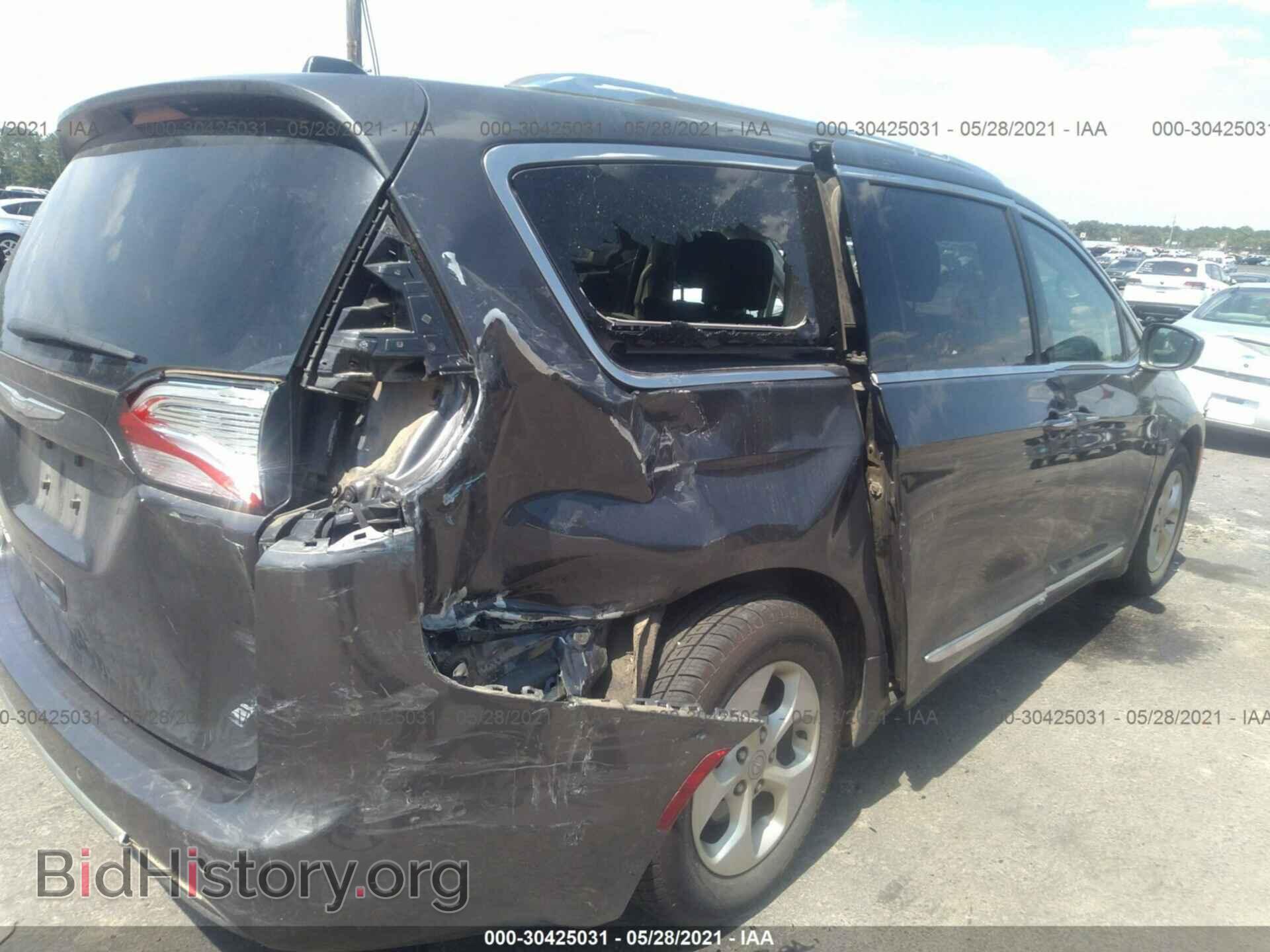 2017 CHRYSLER PACIFICA - VIN: 2C4RC1EG2HR643798 - Фото 6