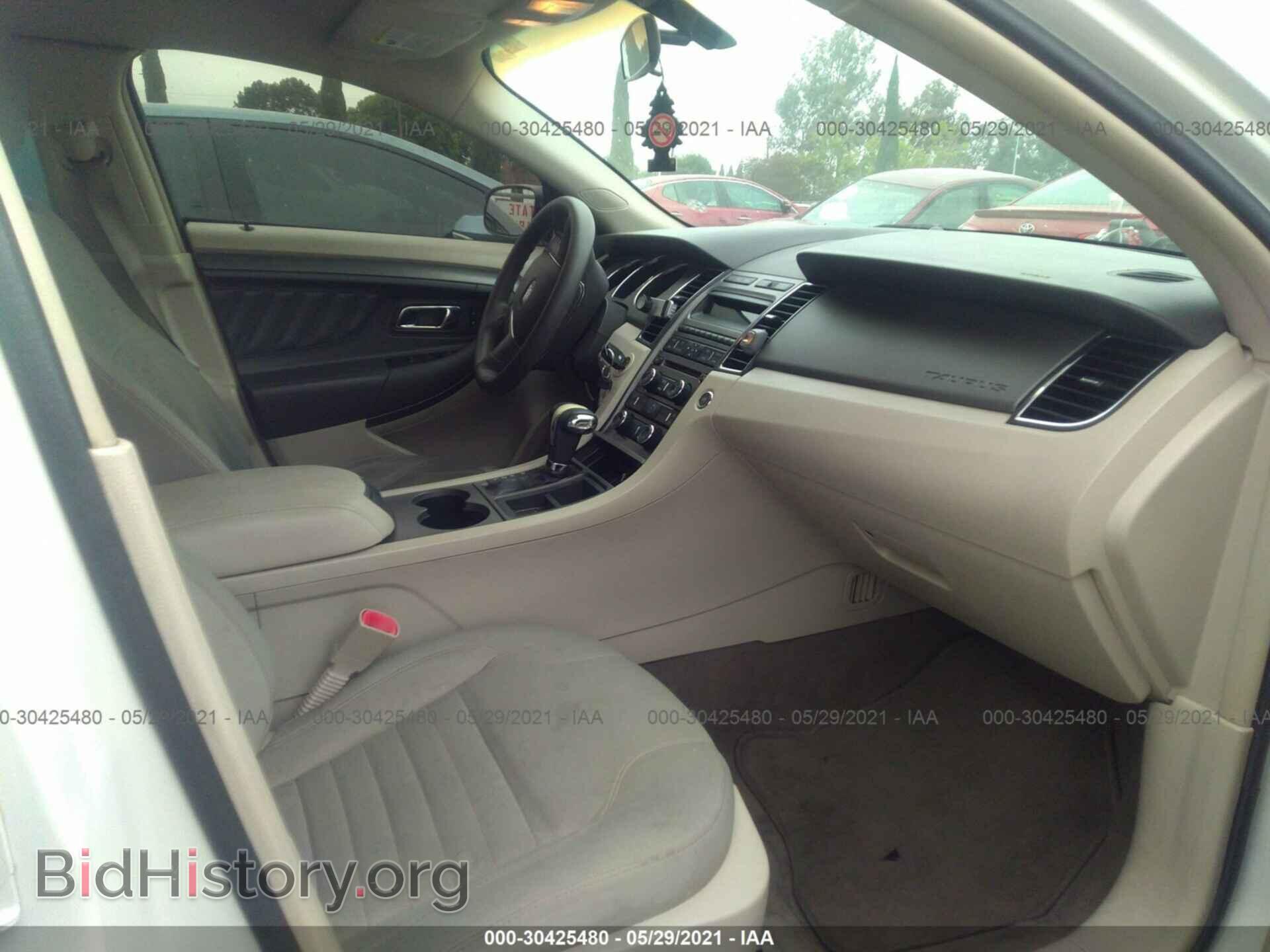 2011 FORD TAURUS - VIN: 1FAHP2DW5BG149593 - Фото 5