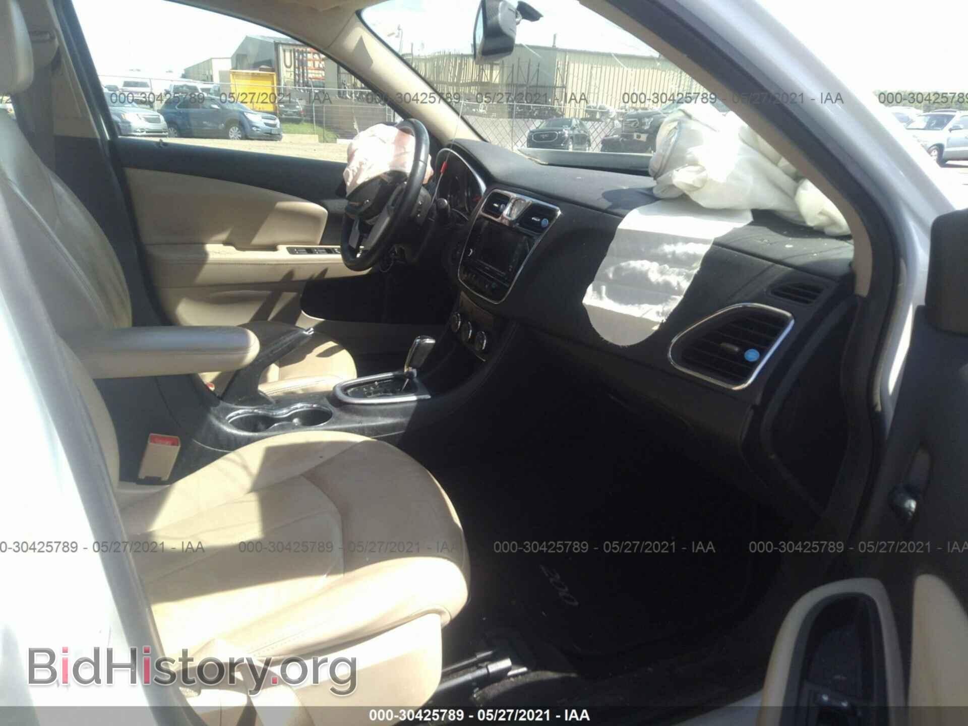 2012 CHRYSLER 200 - VIN: 1C3CCBCB8CN305156 - Фото 5