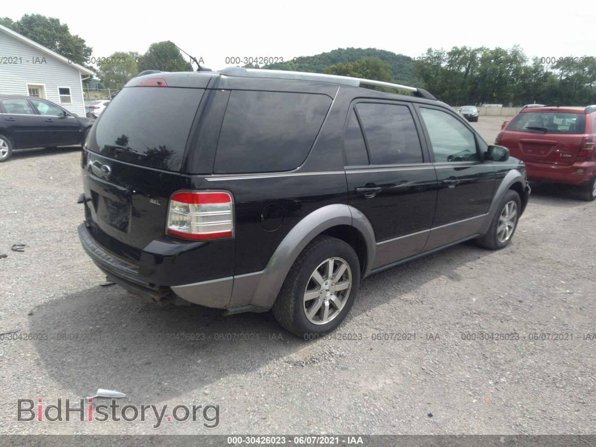 2008 FORD TAURUS X - VIN: 1FMDK02W88GA40628 - Фото 4