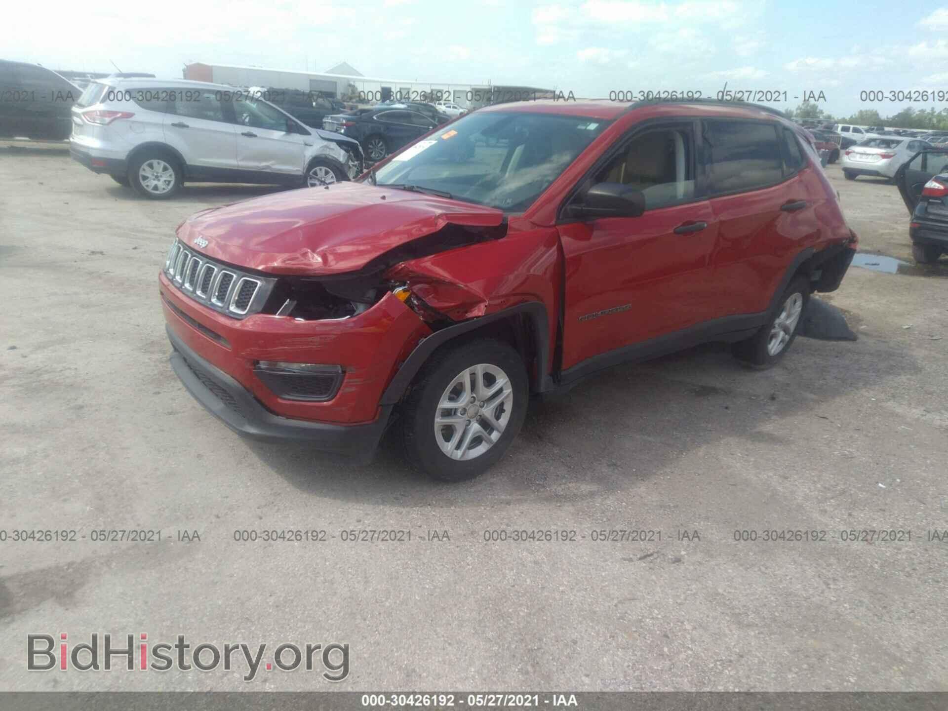 2017 JEEP COMPASS - VIN: 3C4NJCAB8HT605757 - Фото 2