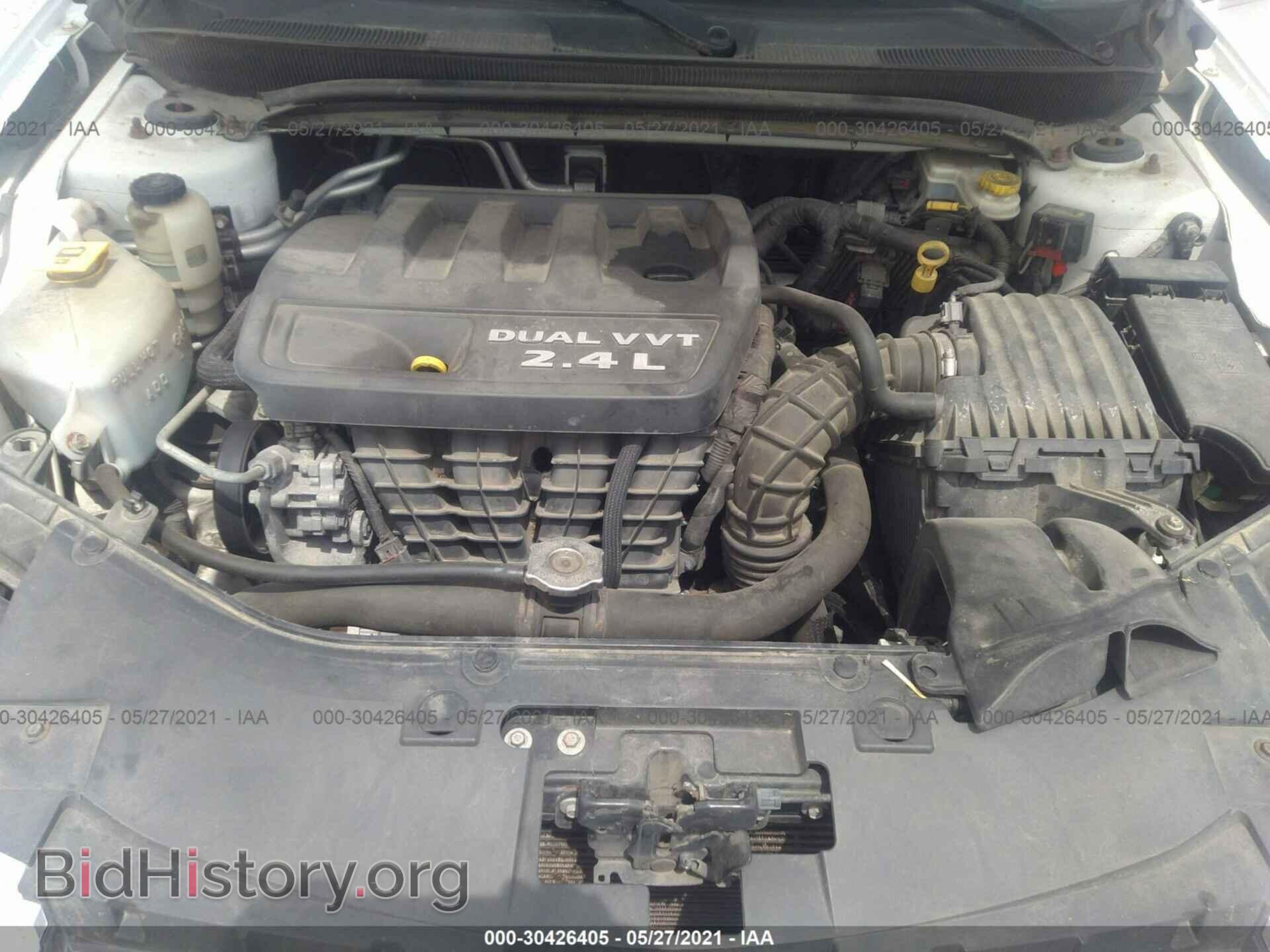 2013 CHRYSLER 200 - VIN: 1C3CCBAB5DN604740 - Фото 10