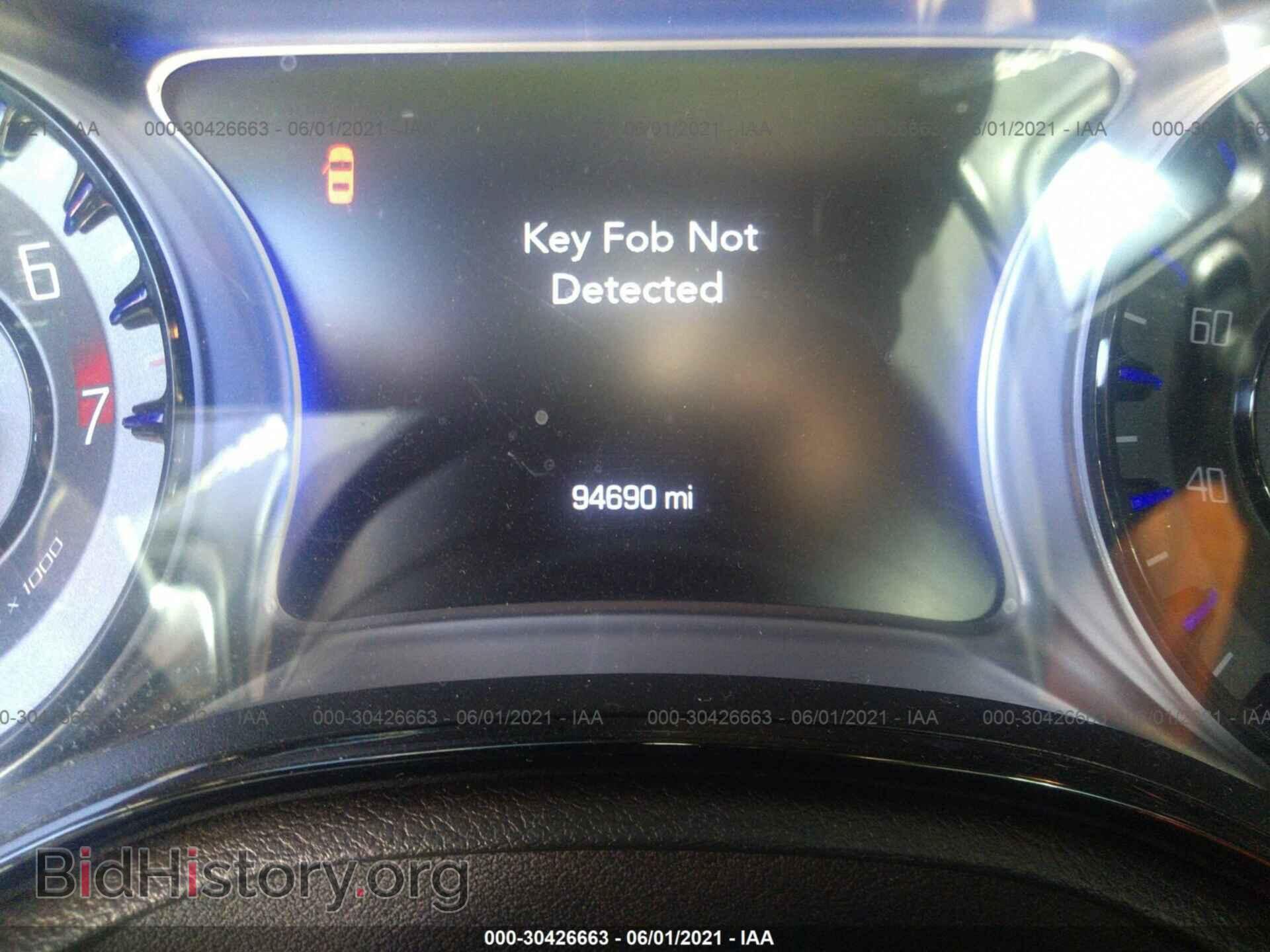 2015 CHRYSLER 300 - VIN: 2C3CCABG7FH842069 - Фото 7
