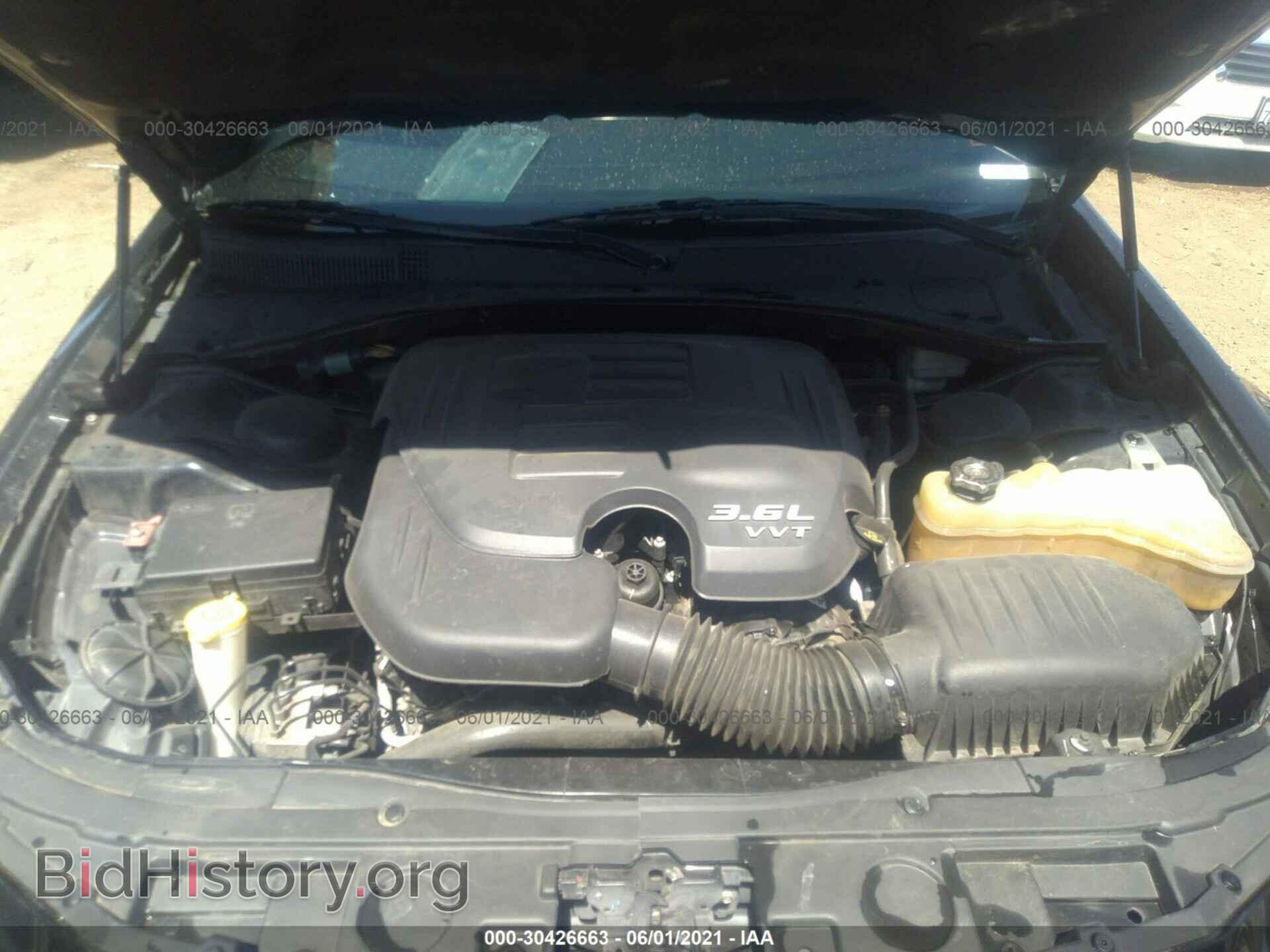 2015 CHRYSLER 300 - VIN: 2C3CCABG7FH842069 - Фото 10