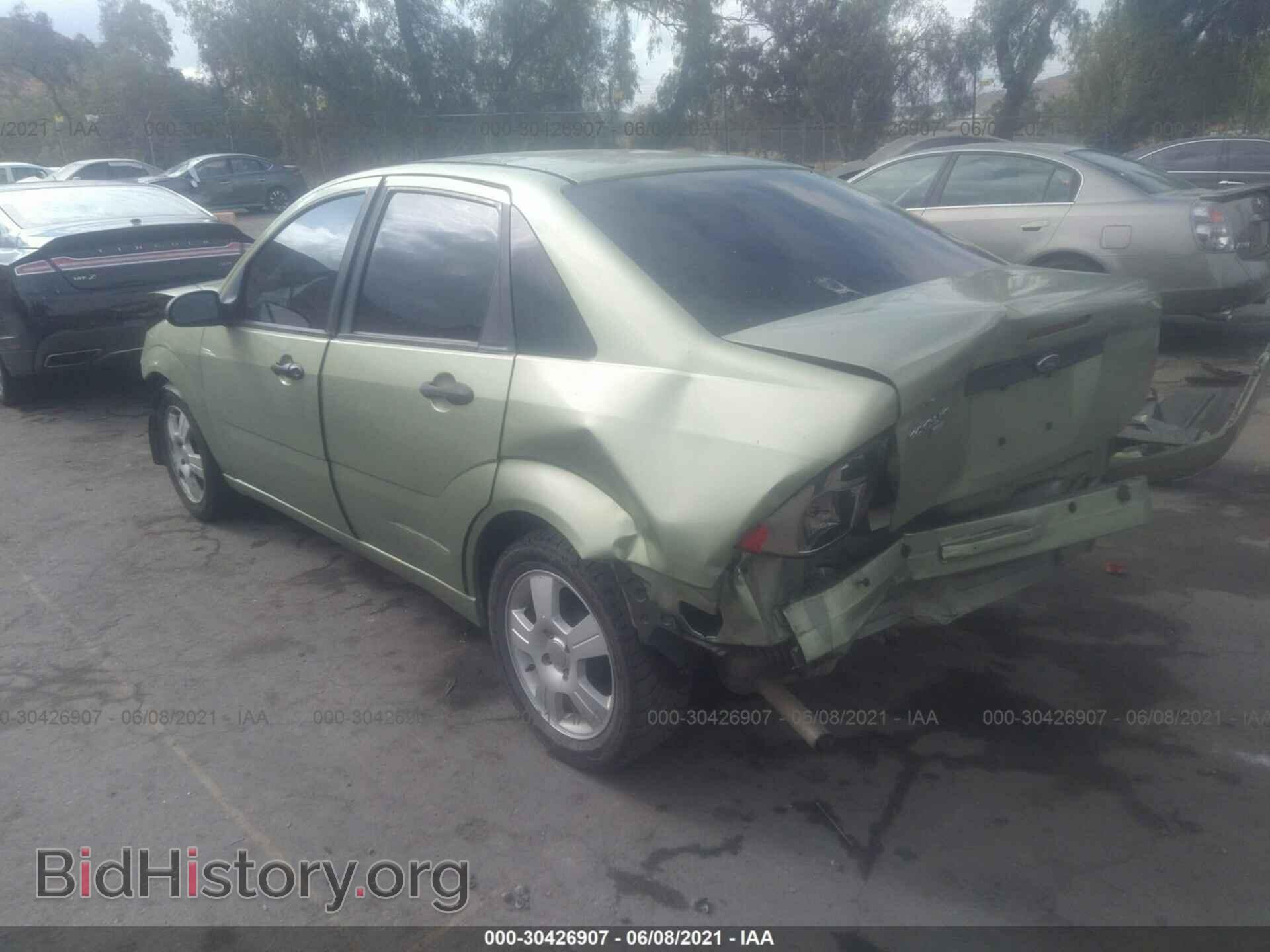 2007 FORD FOCUS - VIN: 1FAHP34N77W357954 - Фото 3