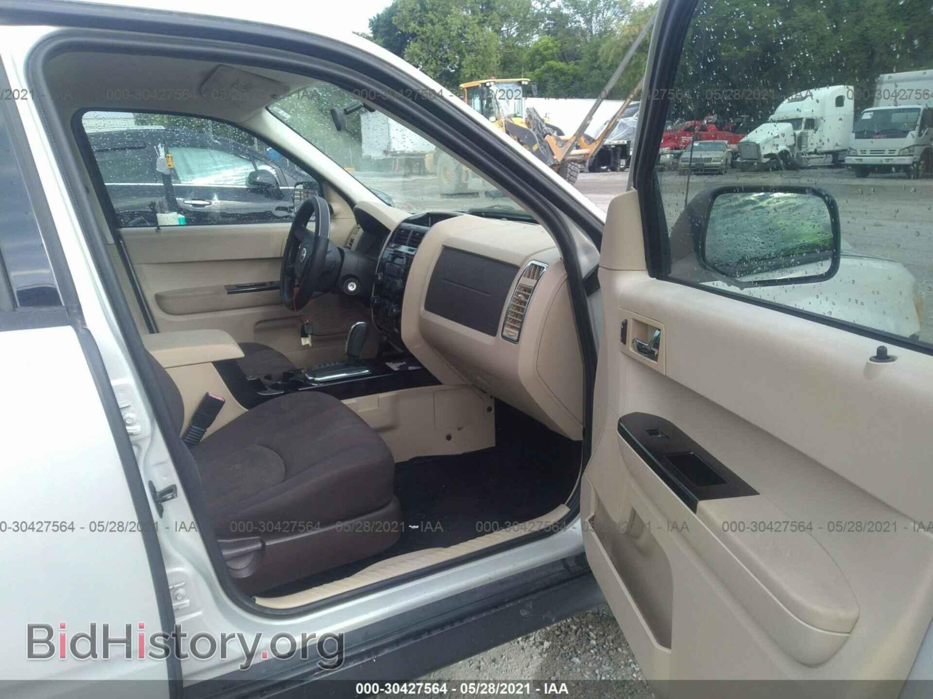 2008 MAZDA TRIBUTE - VIN: 4F2CZ02Z88KM32415 - Фото 5