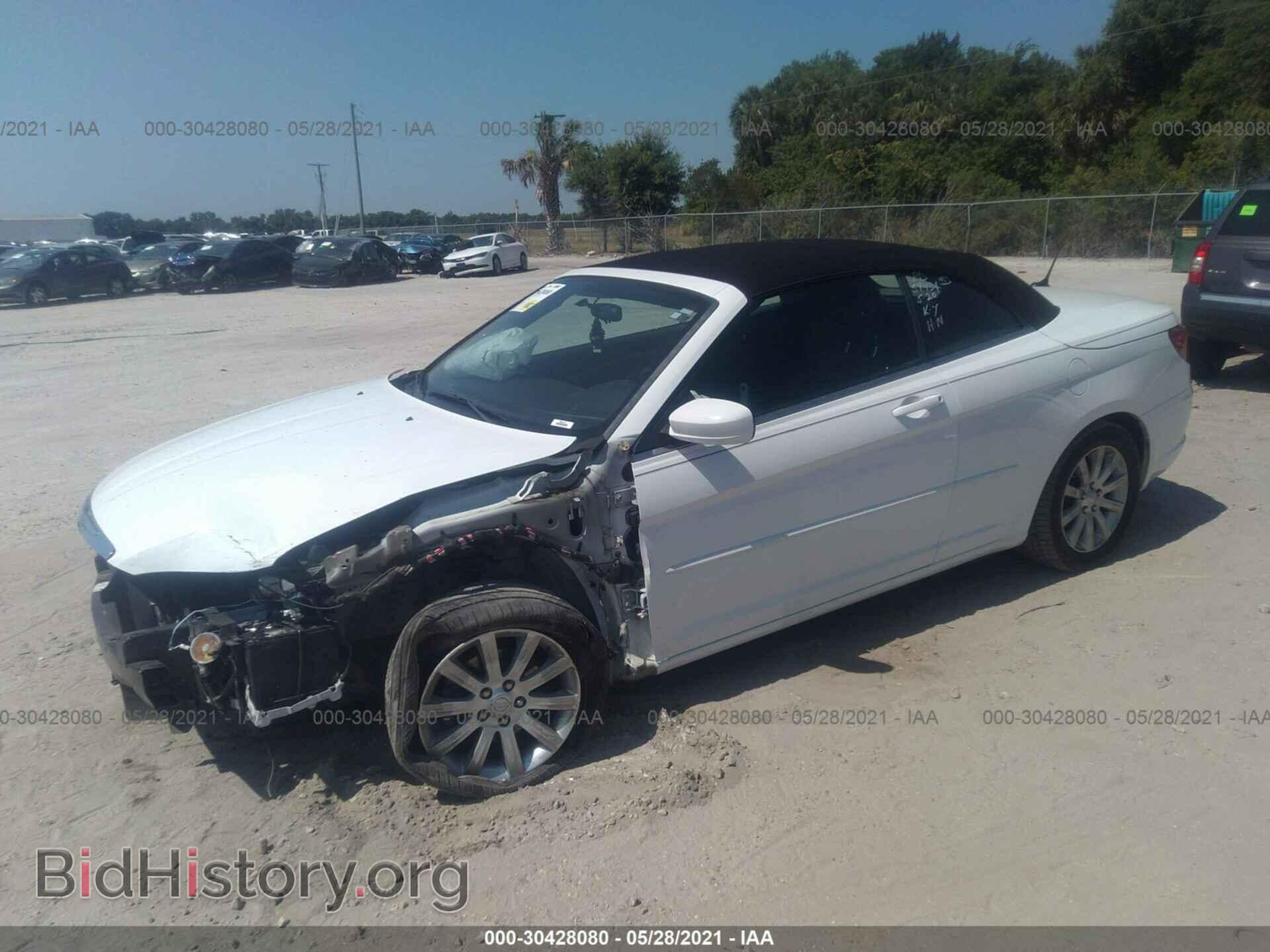 2012 CHRYSLER 200 - VIN: 1C3BCBEG6CN248105 - Фото 2