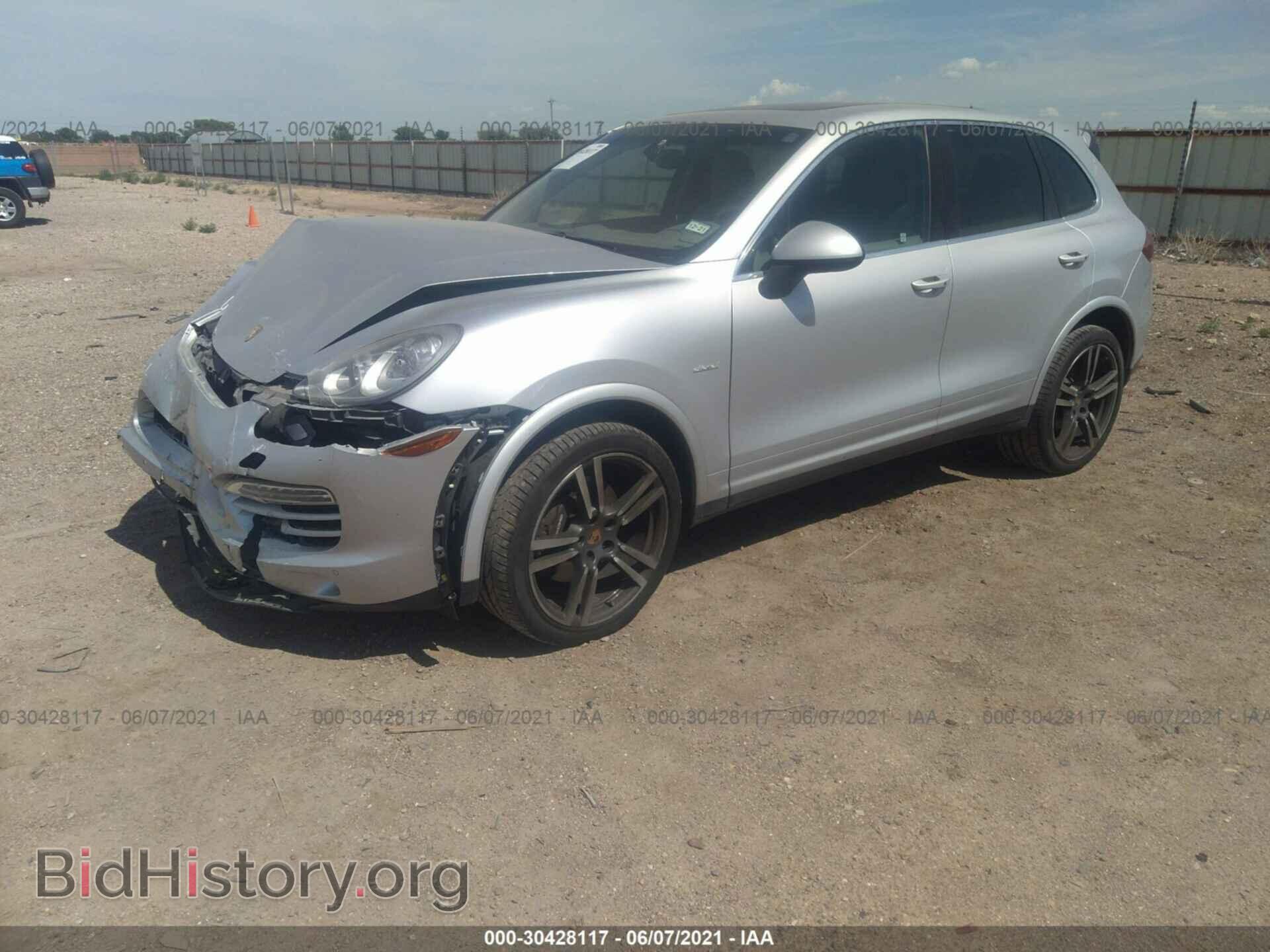 2014 PORSCHE CAYENNE - VIN: WP1AF2A23ELA32783 - Фото 2