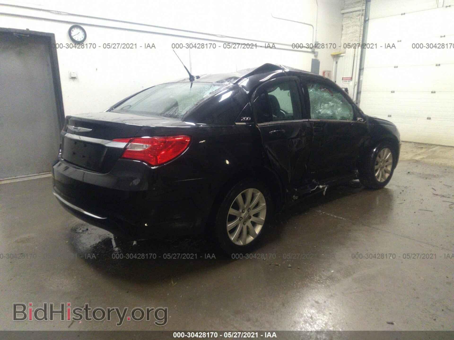 2011 CHRYSLER 200 - VIN: 1C3BC1FB5BN512006 - Фото 4