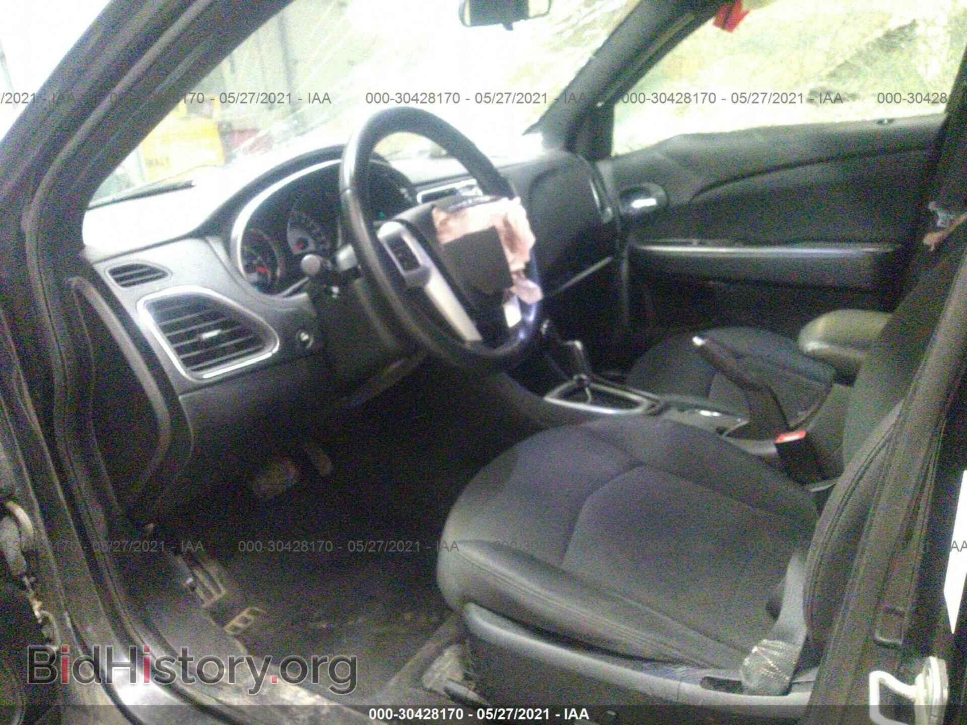 2011 CHRYSLER 200 - VIN: 1C3BC1FB5BN512006 - Фото 5